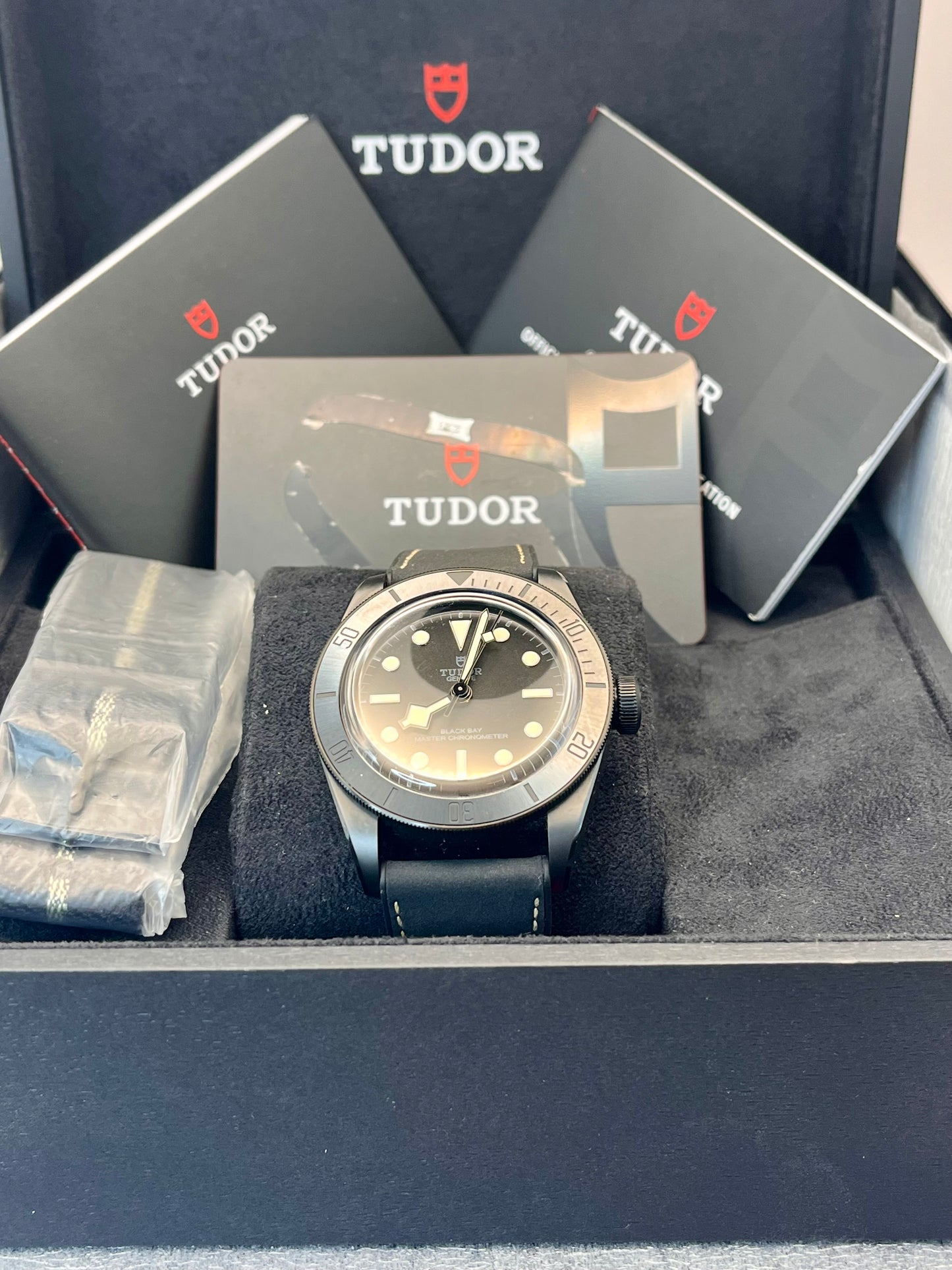 2022 TUDOR Black Bay Ceramic 79210CNU - 41mm - Full Set - Wrnty to Jul 2027
