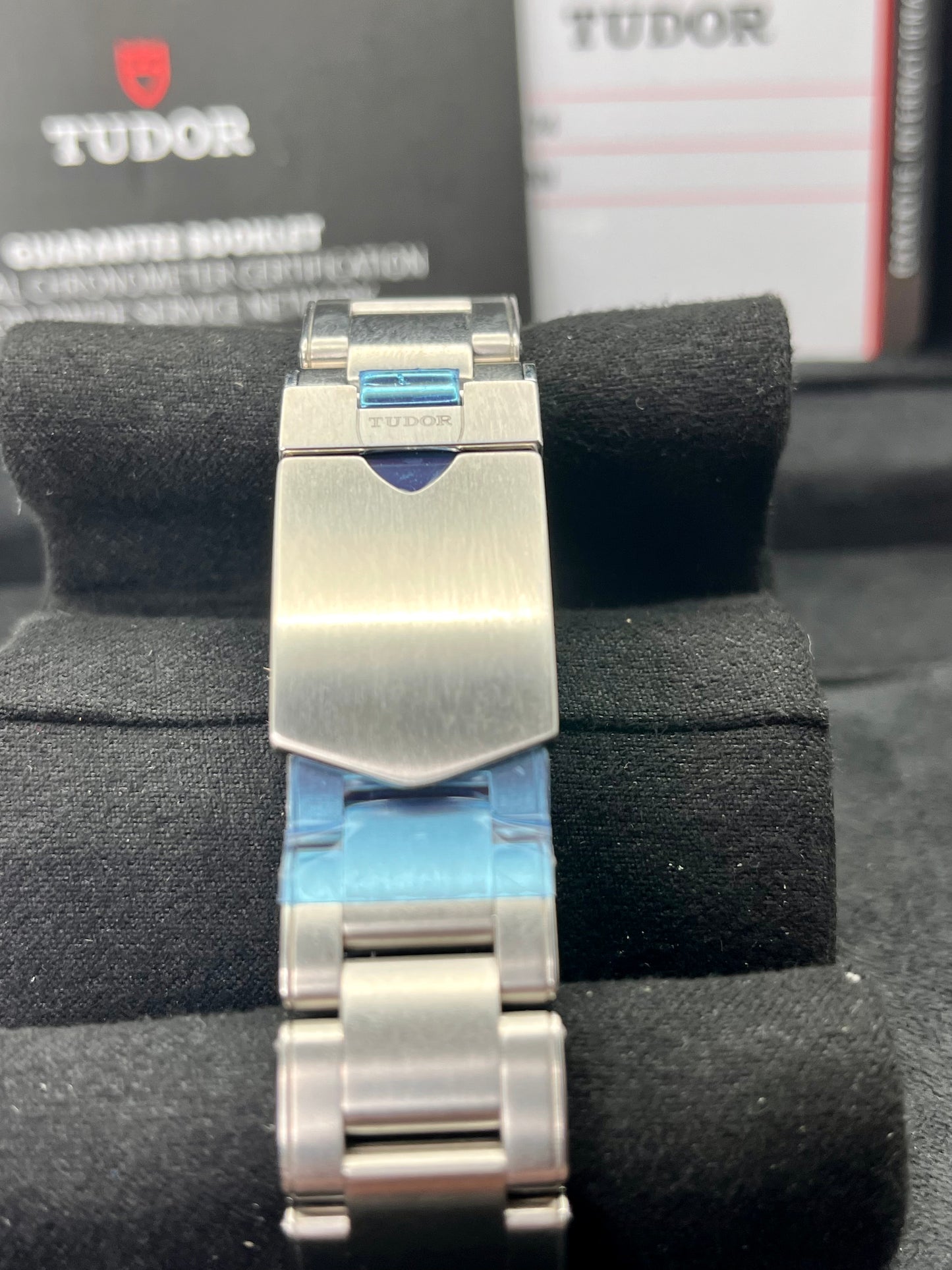 2019 **UNWORN & STICKERED** NOS - 79030N - 39 mm - Full Set