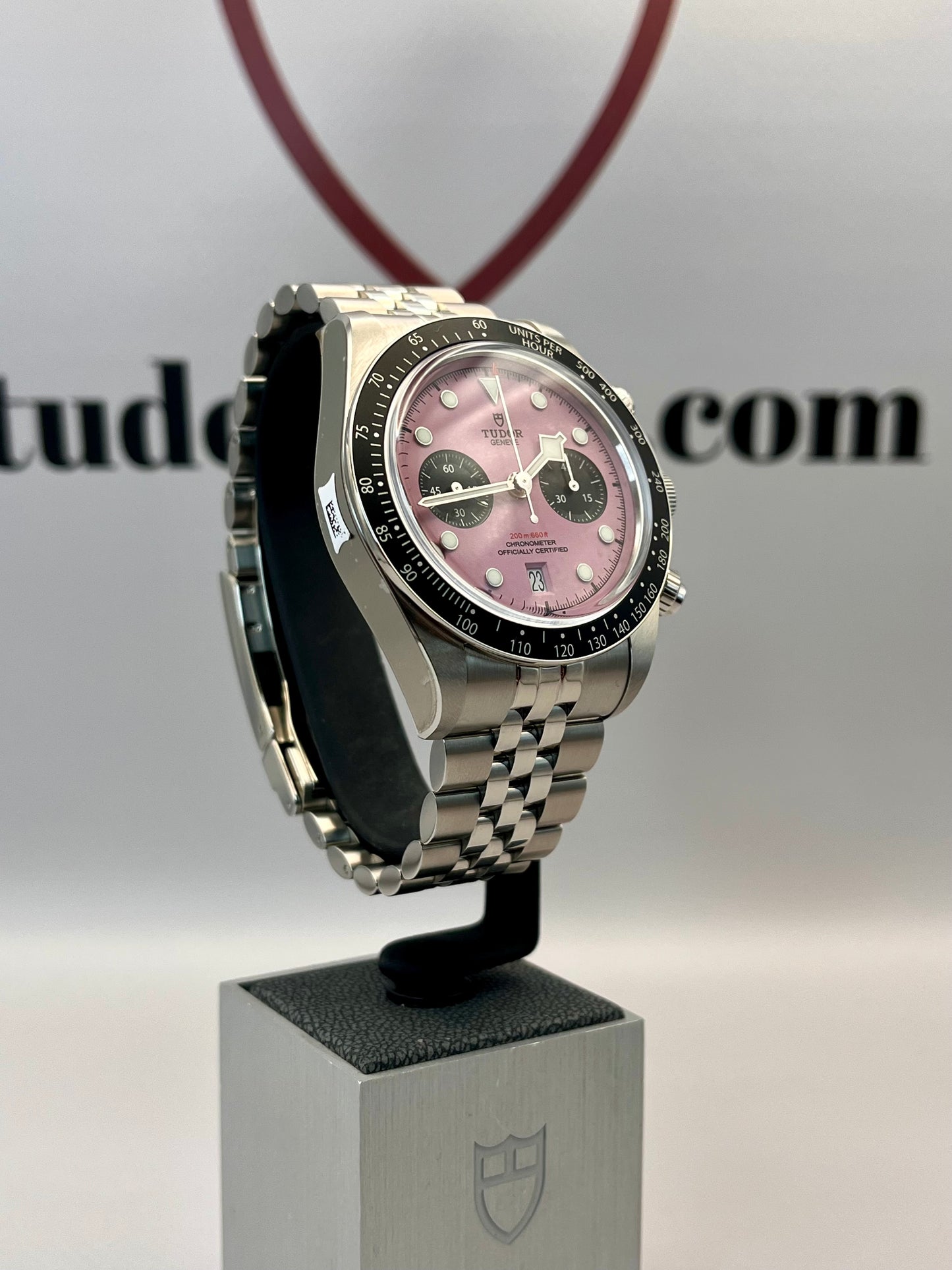 2025 *UNWORN* TUDOR Black Bay Chrono Miami Pink - 79360N - 41mm - Full Set