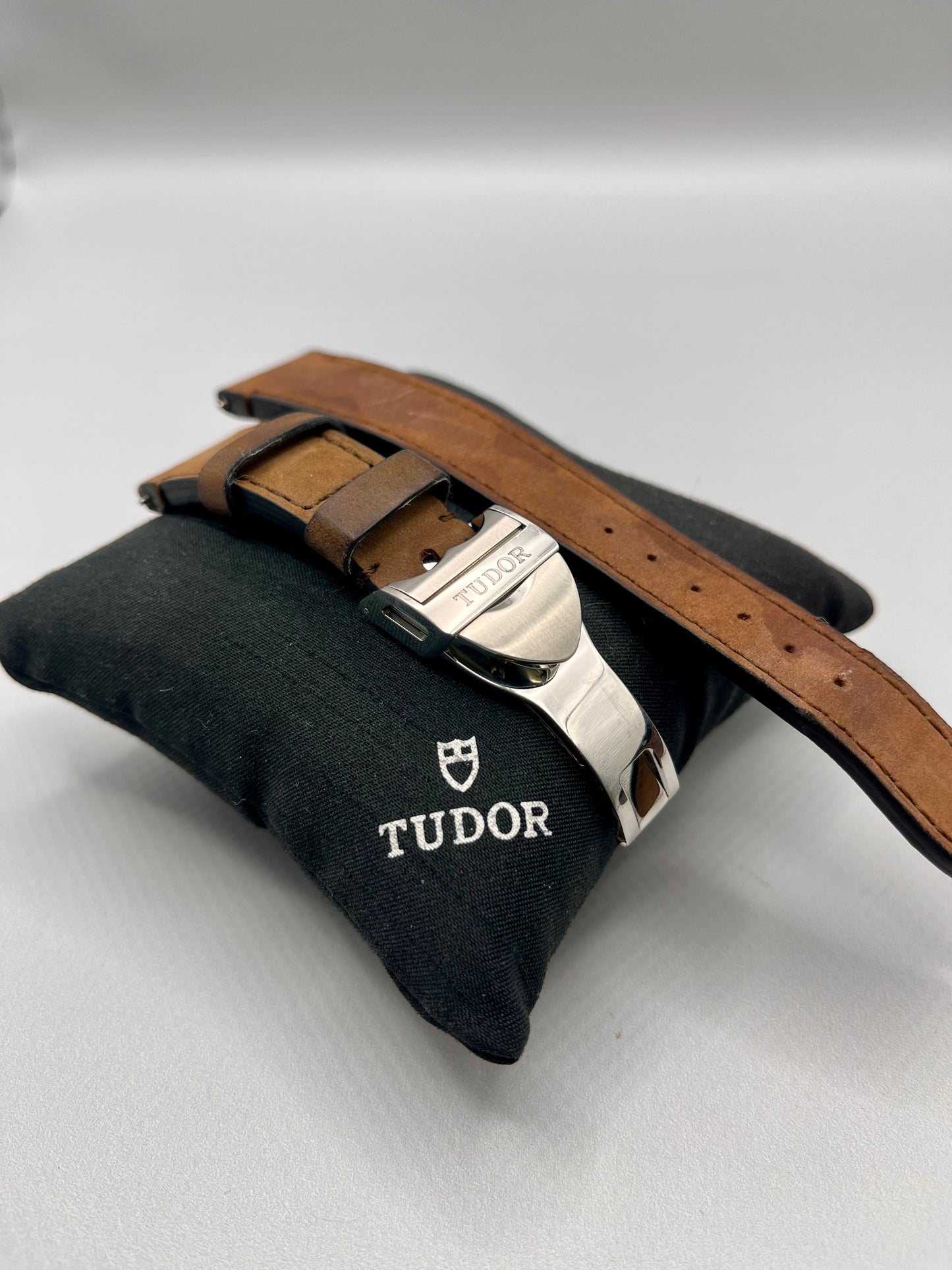 TUDOR OEM Brown Leather Strap 20mm & TUDOR 16mm Clasp