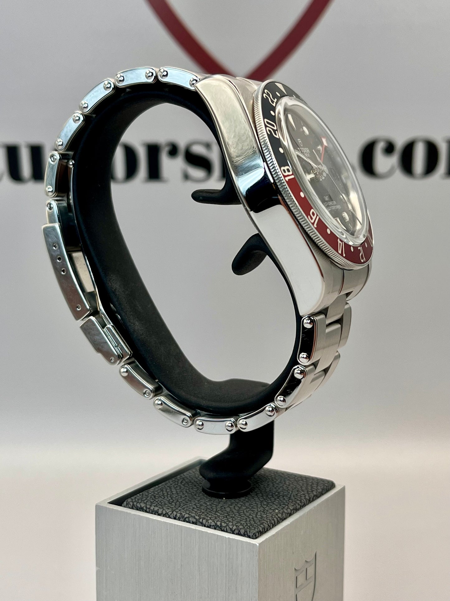 TUDOR Black Bay GMT 'Pepsi' - 79830RB - 41mm - Full Set