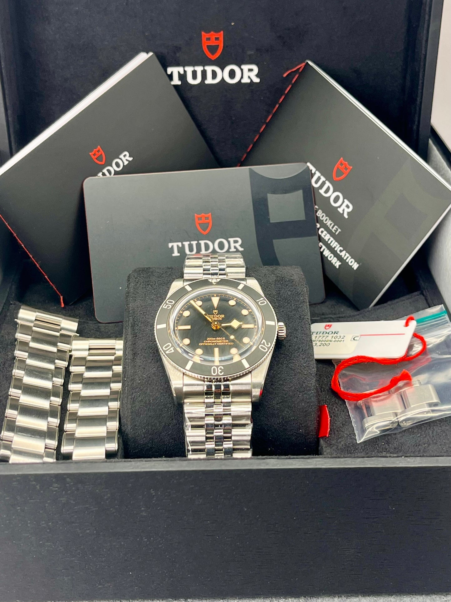 2023 TUDOR Black Bay 54 - 79000N - 37mm - Tudor + Uncle Straps