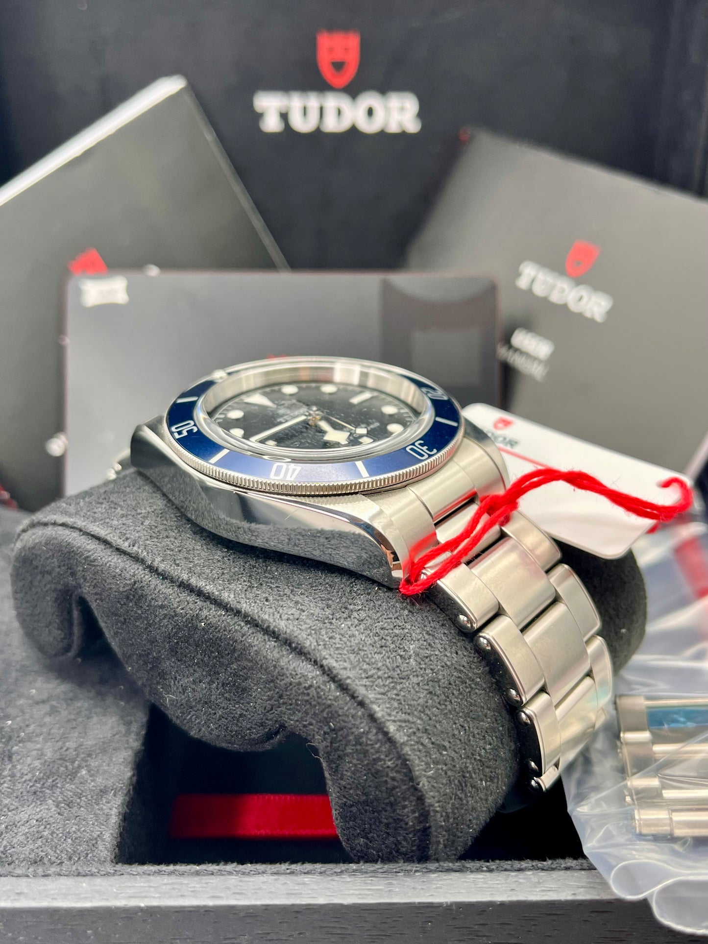 2022 TUDOR Black Bay - 79230B - 41mm - Full Set + Half Link - W'rnty to Dec 2027