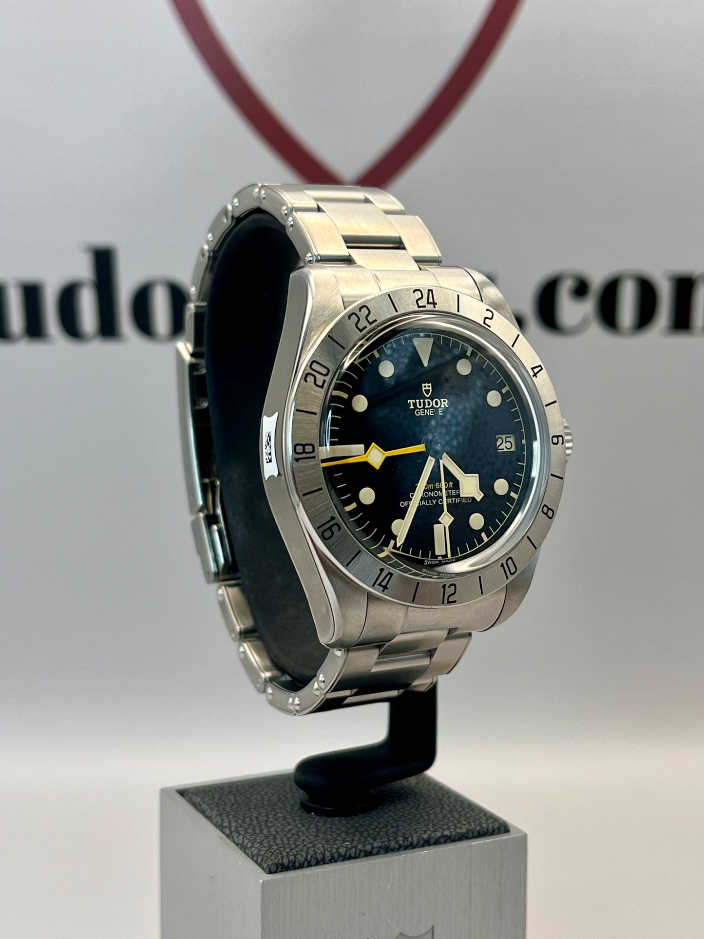 2023 TUDOR Black Bay Pro - 79470 - 39mm - Full Set - Warranty to Apr 2028