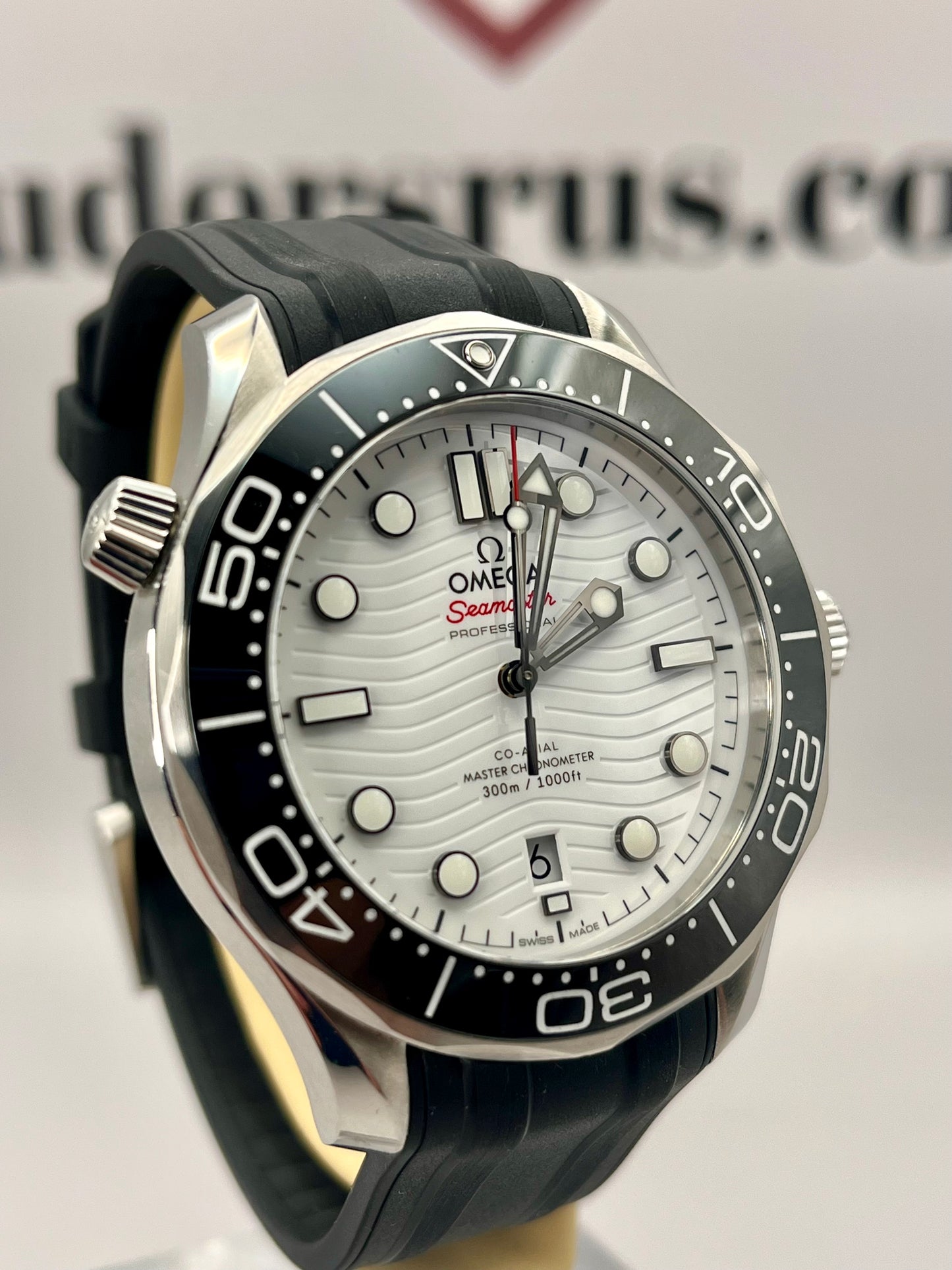OMEGA Seamaster Diver 300M - 42mm - 210.32.42.20.04.001 - MINT