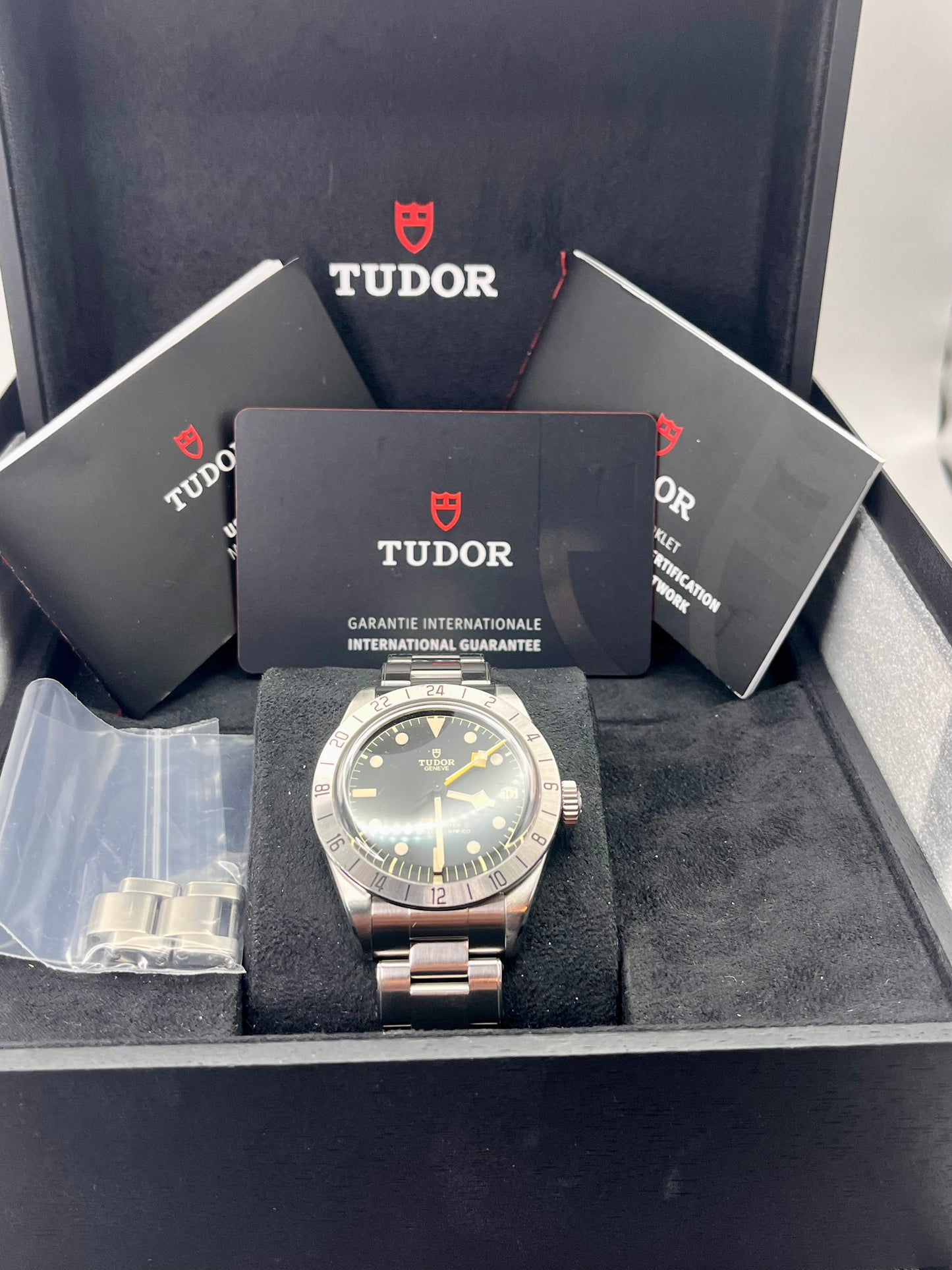 2022 TUDOR Black Bay Pro GMT - 79470 - 39mm - Full Set - Warranty to Oct 2027