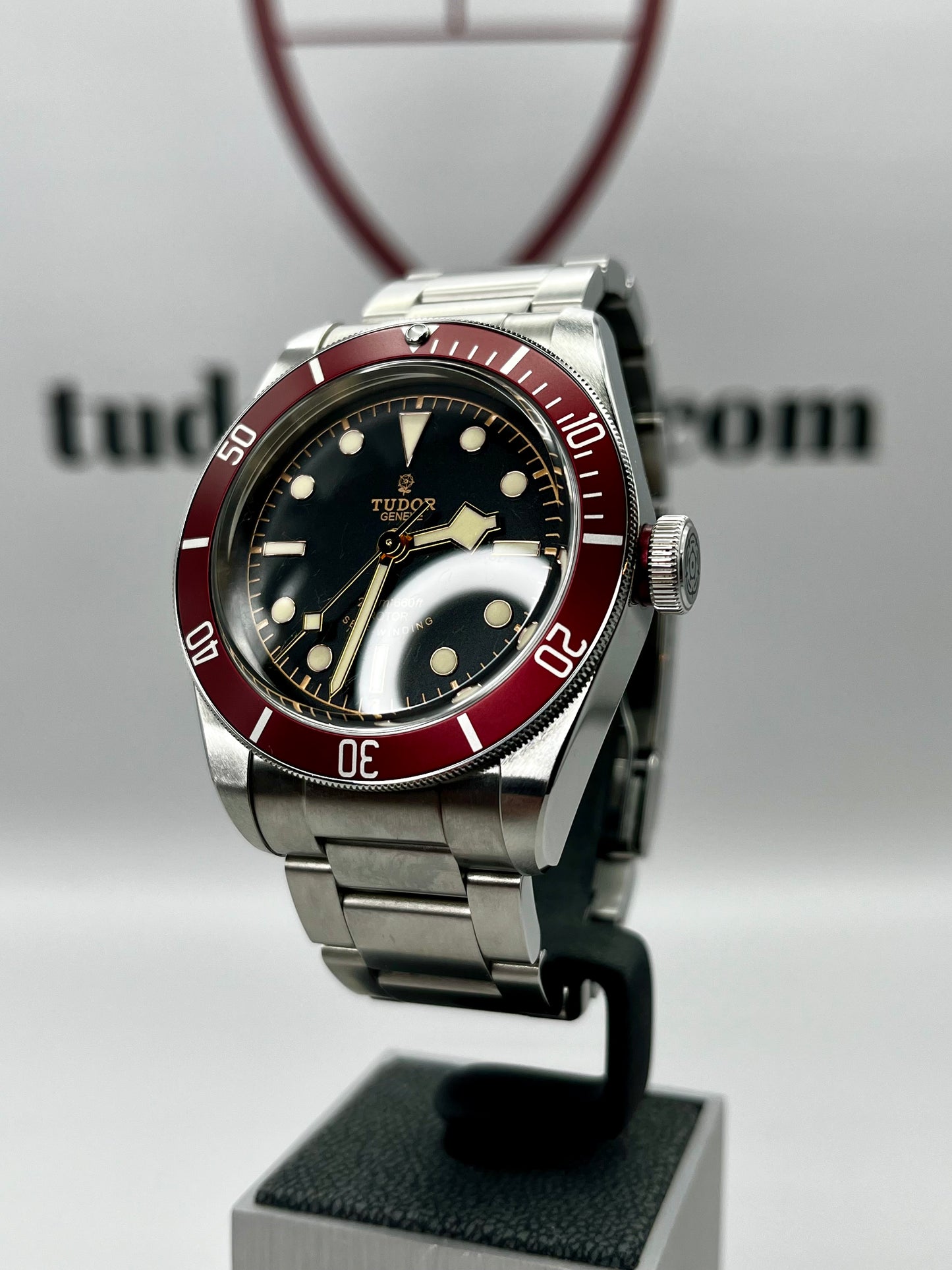 **UNWORN FROM NEW** 2017 TUDOR Black Bay 41mm - 79220R - 'Smiley' - Full Set