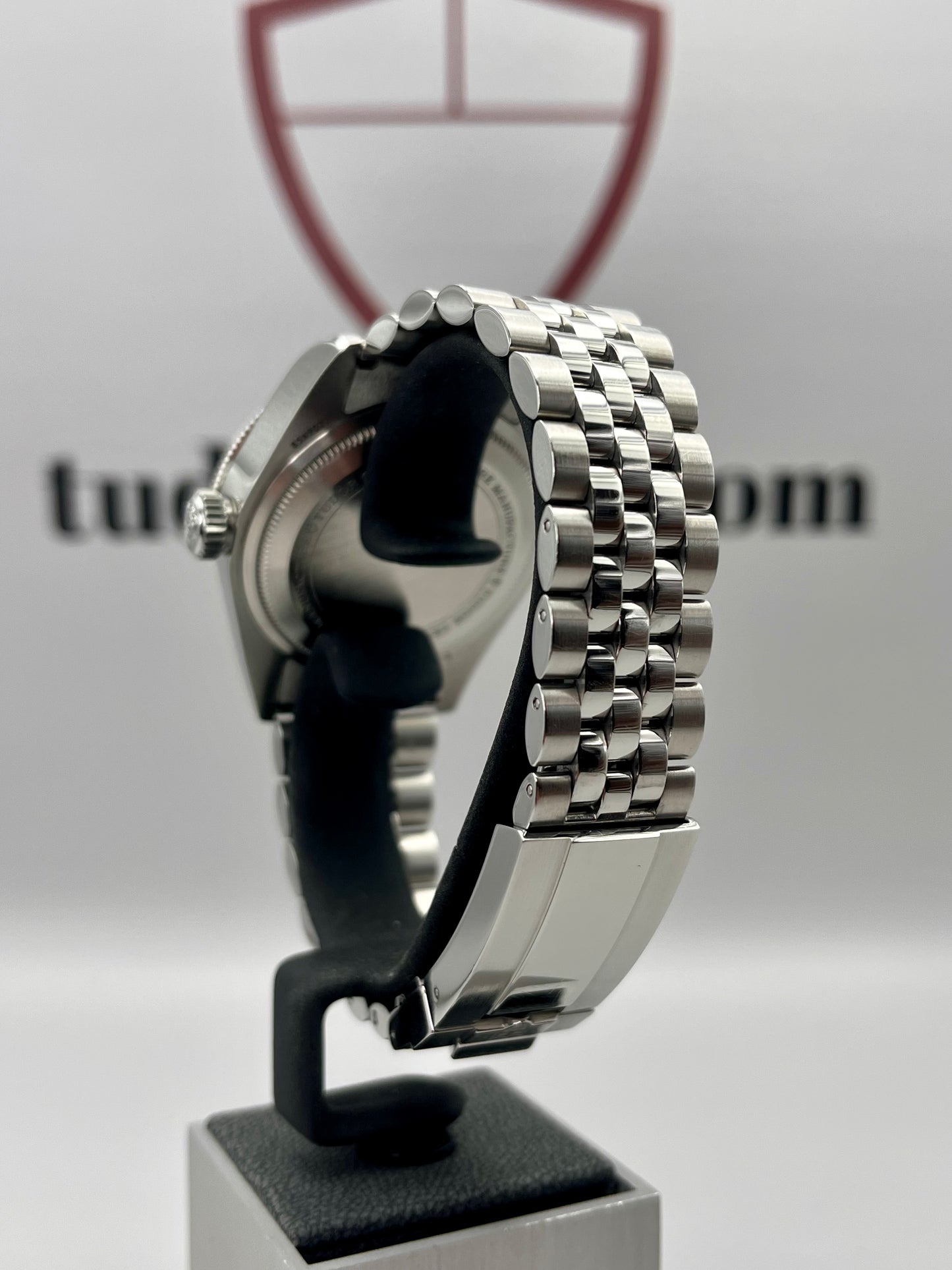 Dec 2023 TUDOR Black Bay 41mm - M7941A1A0RU - Jubilee Strap - METAS - Full Set