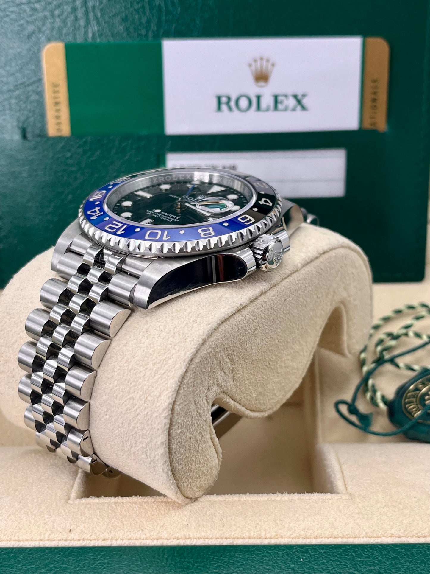 2019 ROLEX GMT Master II 'Batgirl' - 126710BLNR - Full Set