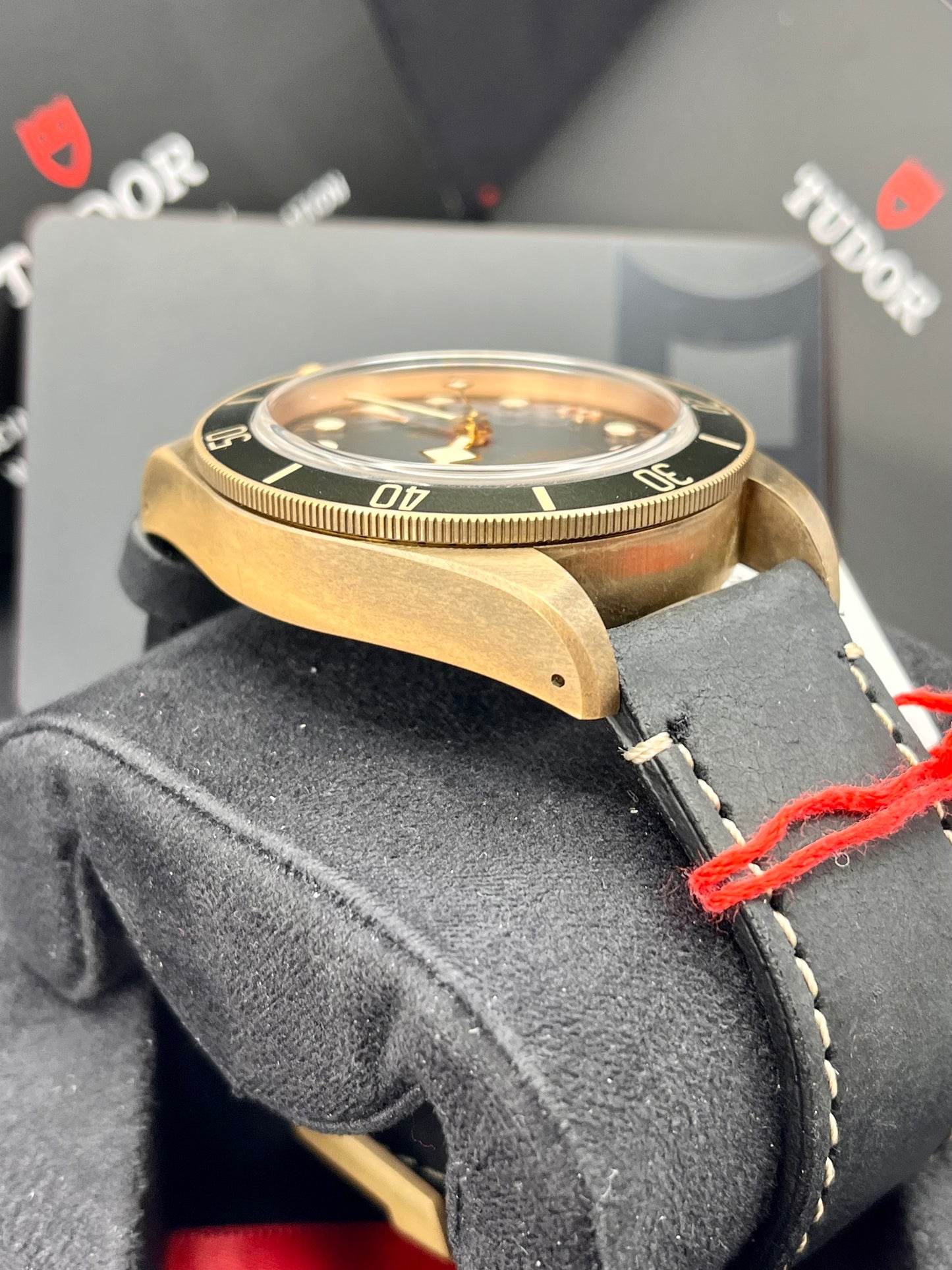 2023 TUDOR Black Bay Bronze - 79250BA - 43mm - Full Set