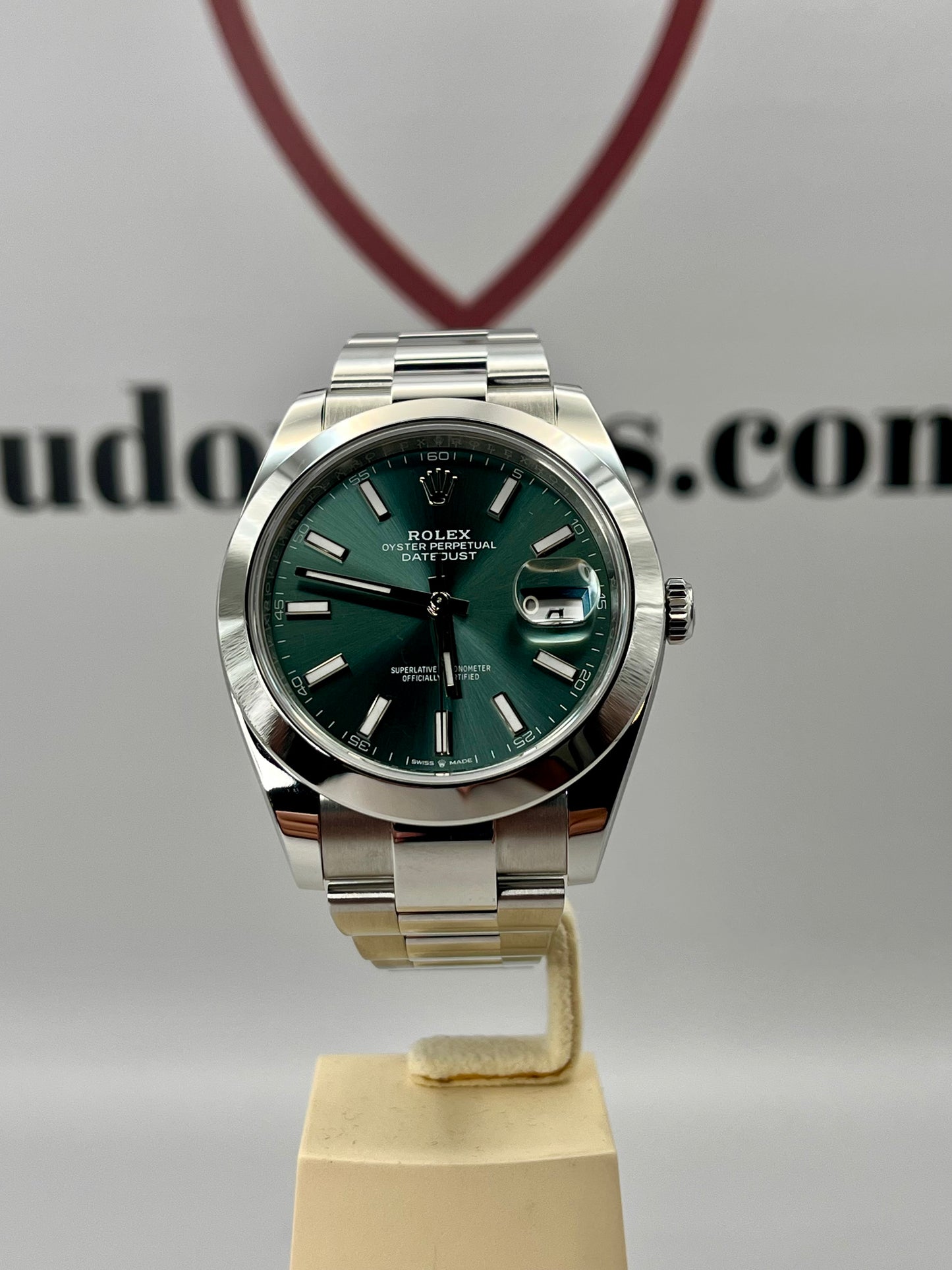 2025 ROLEX Datejust 41mm - 126300 - Mint Green Dial - Full Set