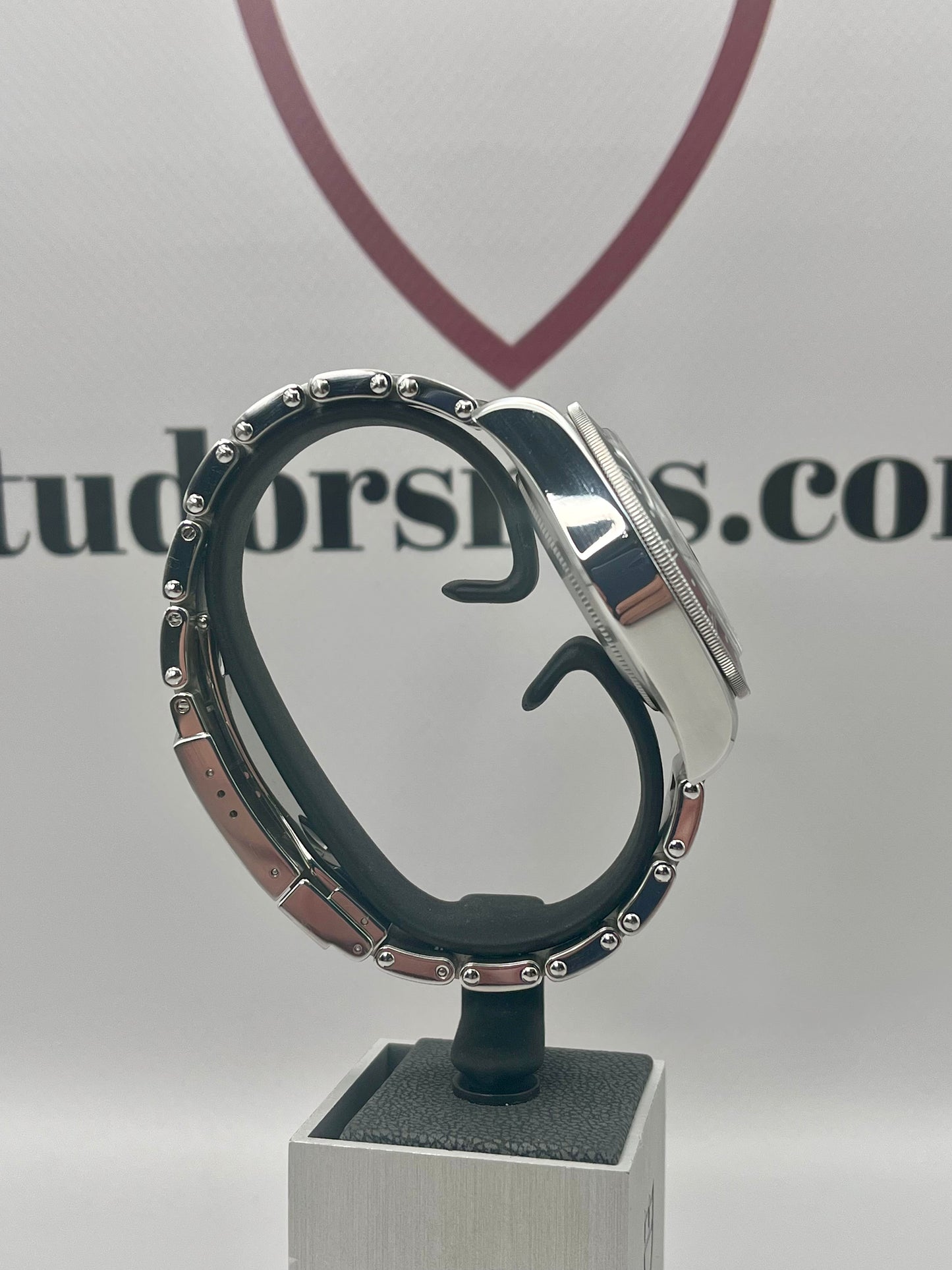 2023 TUDOR Black Bay GMT Pepsi - 41mm - 79830RB - Full Set