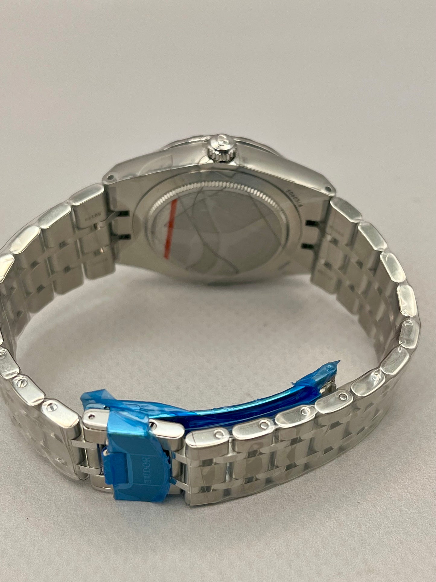 2025 *NEW & UNWORN* TUDOR Royal - 28400 - 34mm - Full Set