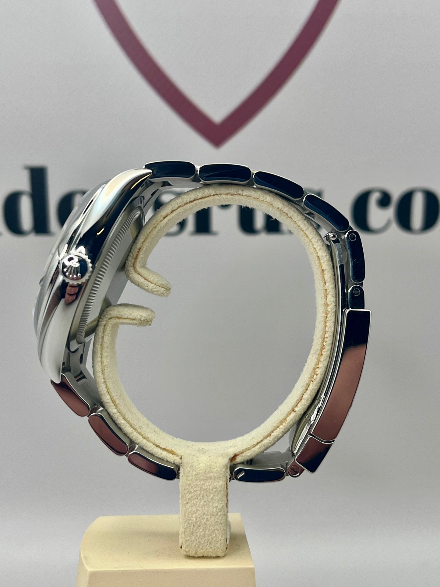 2025 ROLEX Datejust 36mm - 126200 - Stunning Blue Dial - Full Set