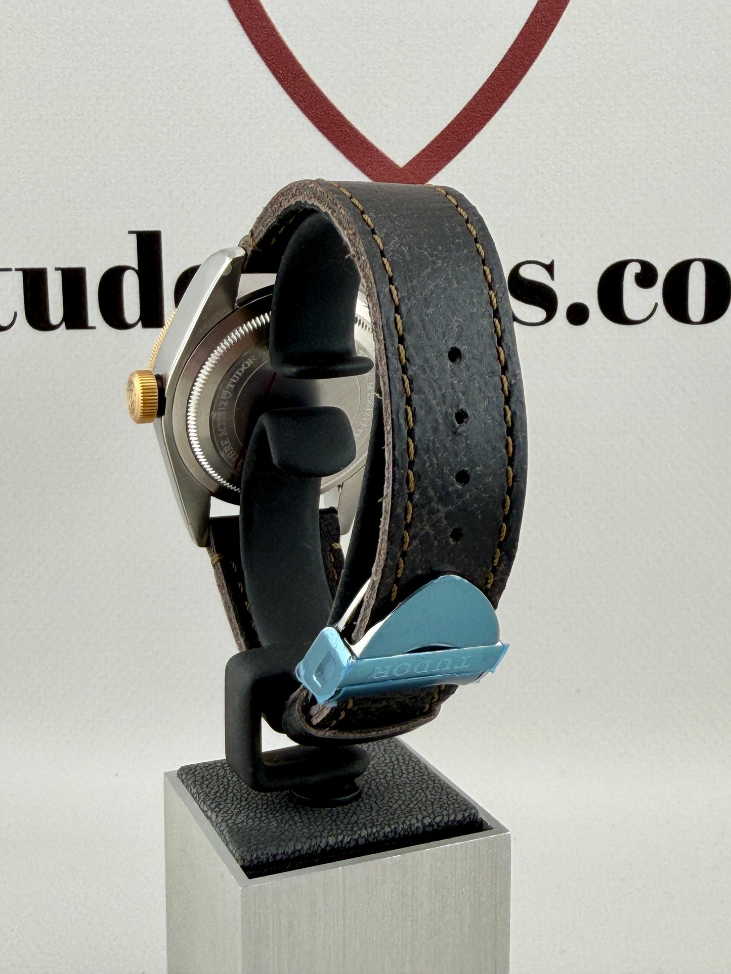 *UNWORN* 2025 TUDOR Black Bay Steel & Gold 41mm 79733N Full Set