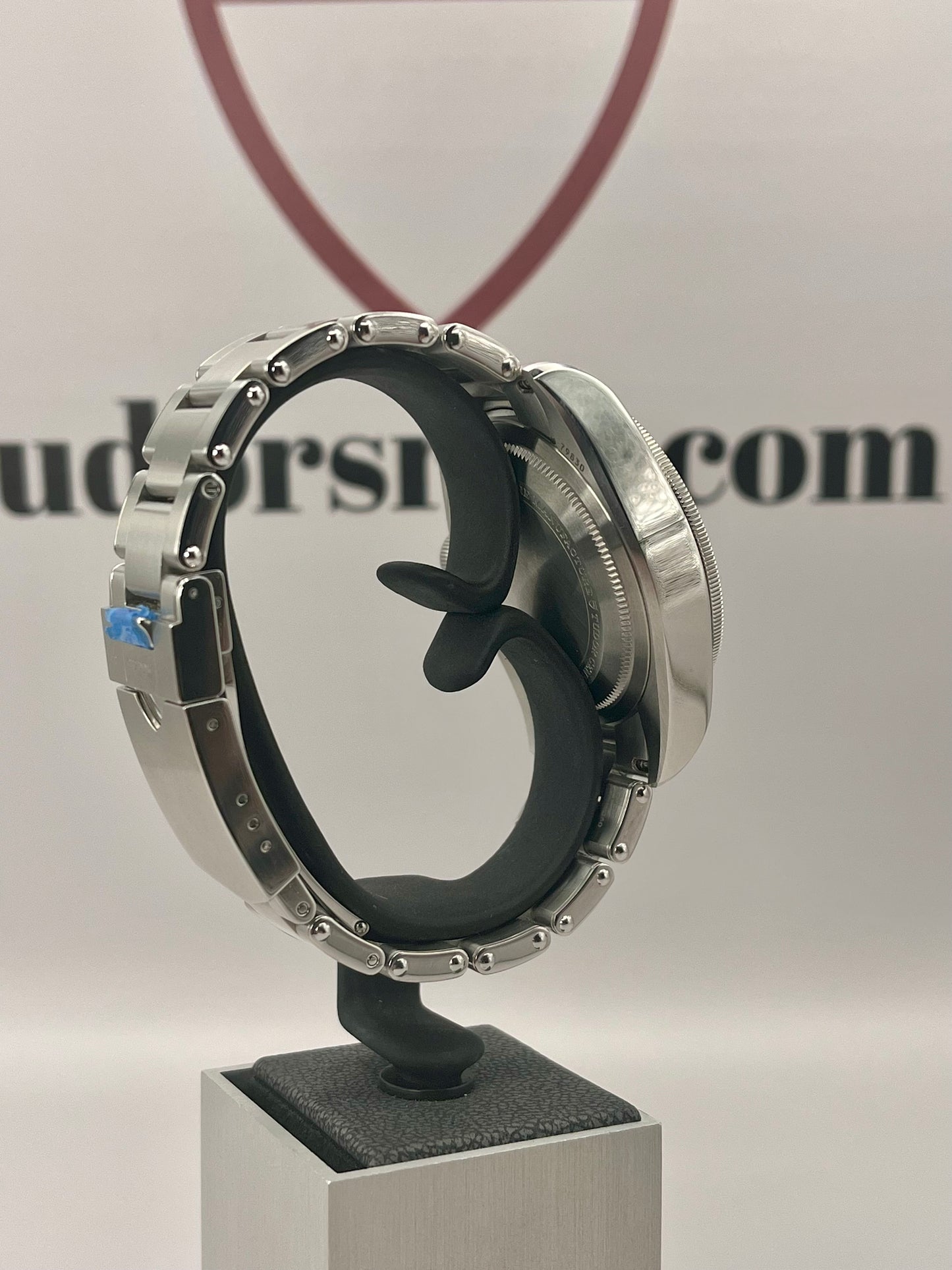 2025 **BRAND NEW** TUDOR Black Bay GMT 'Pepsi' - 79830RB - 2 x OEM Straps