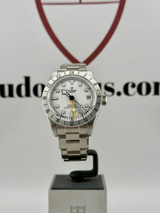New/Unworn 2026 TUDOR Black Bay Pro Opaline 79470 39mm Full Set
