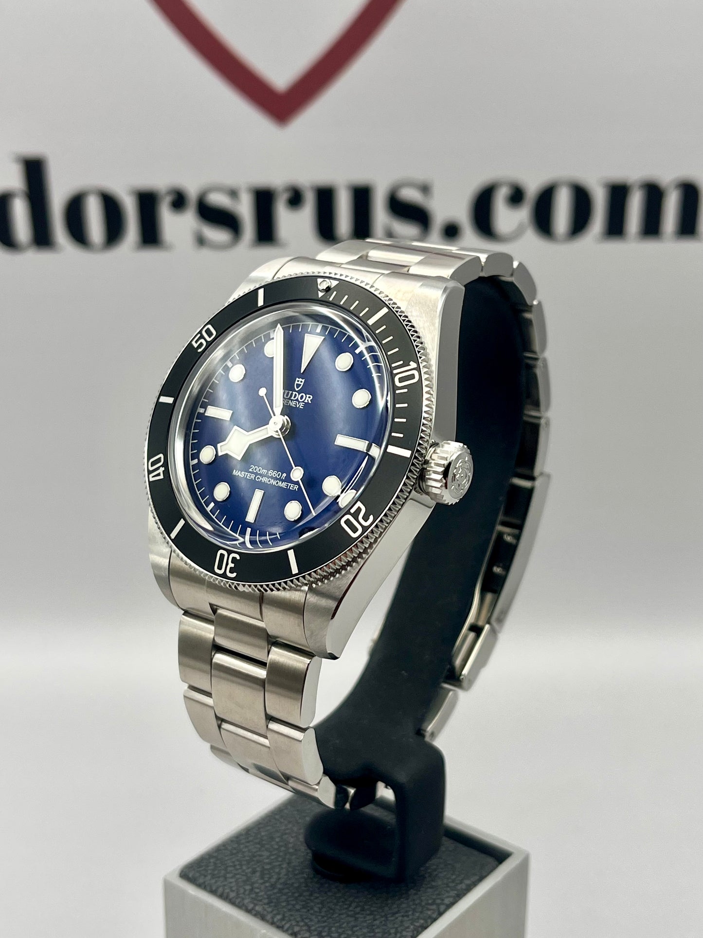 2025 **BRAND NEW** TUDOR Black Bay 68 - 43mm - M7943A1A0NU
