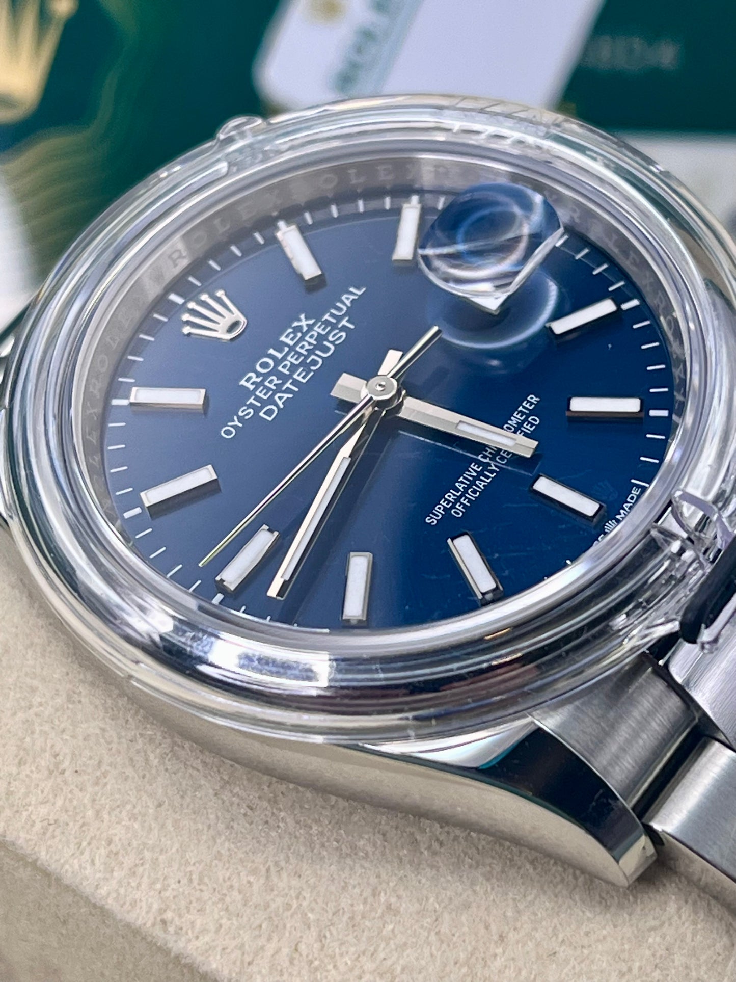 2025 ROLEX Datejust 36mm - 126200 - Stunning Blue Dial - Full Set