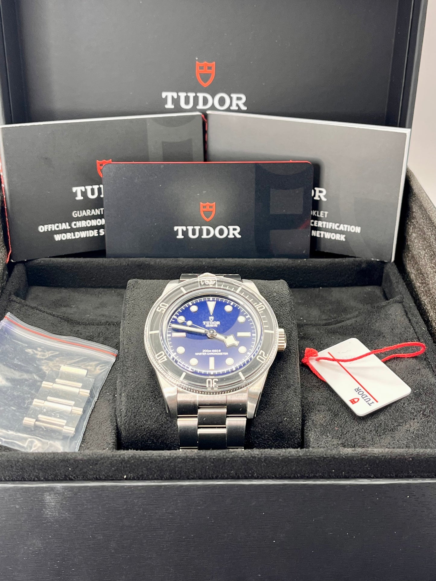 2025 **UNWORN** TUDOR Black Bay 68 - 43mm - M7943A1A0NU