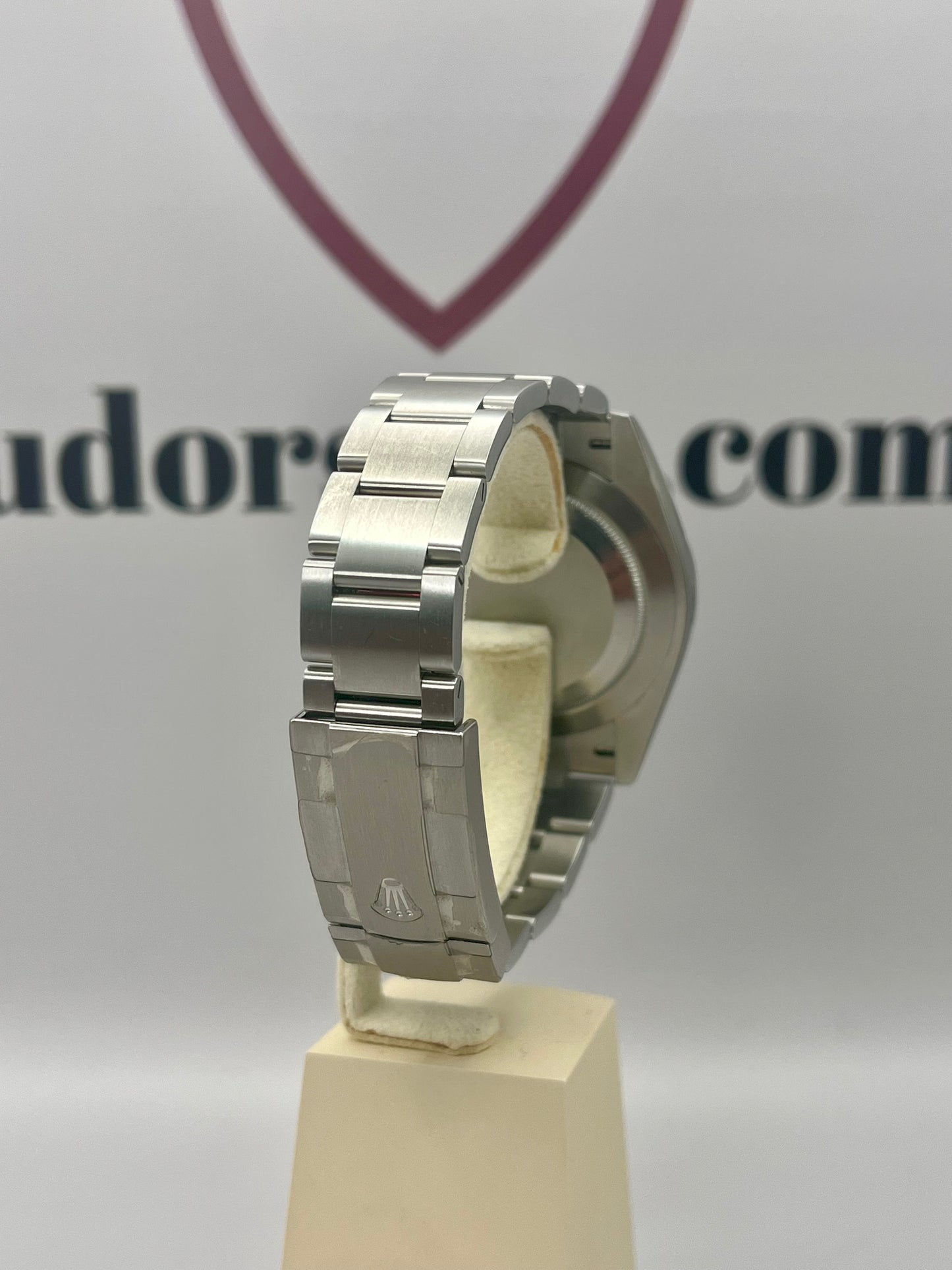 *Stickered* ROLEX Oyster Perpetual 41mm - 124300 - Full Set - Warranty