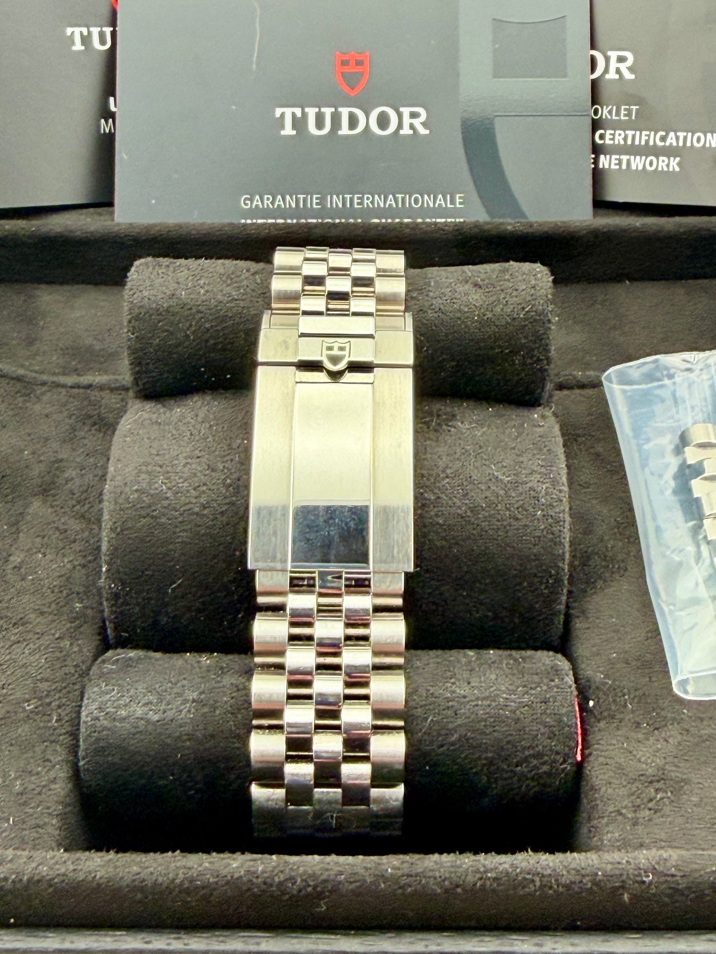 2026 TUDOR Black Bay One Champagne 39mm M79660 Full Set