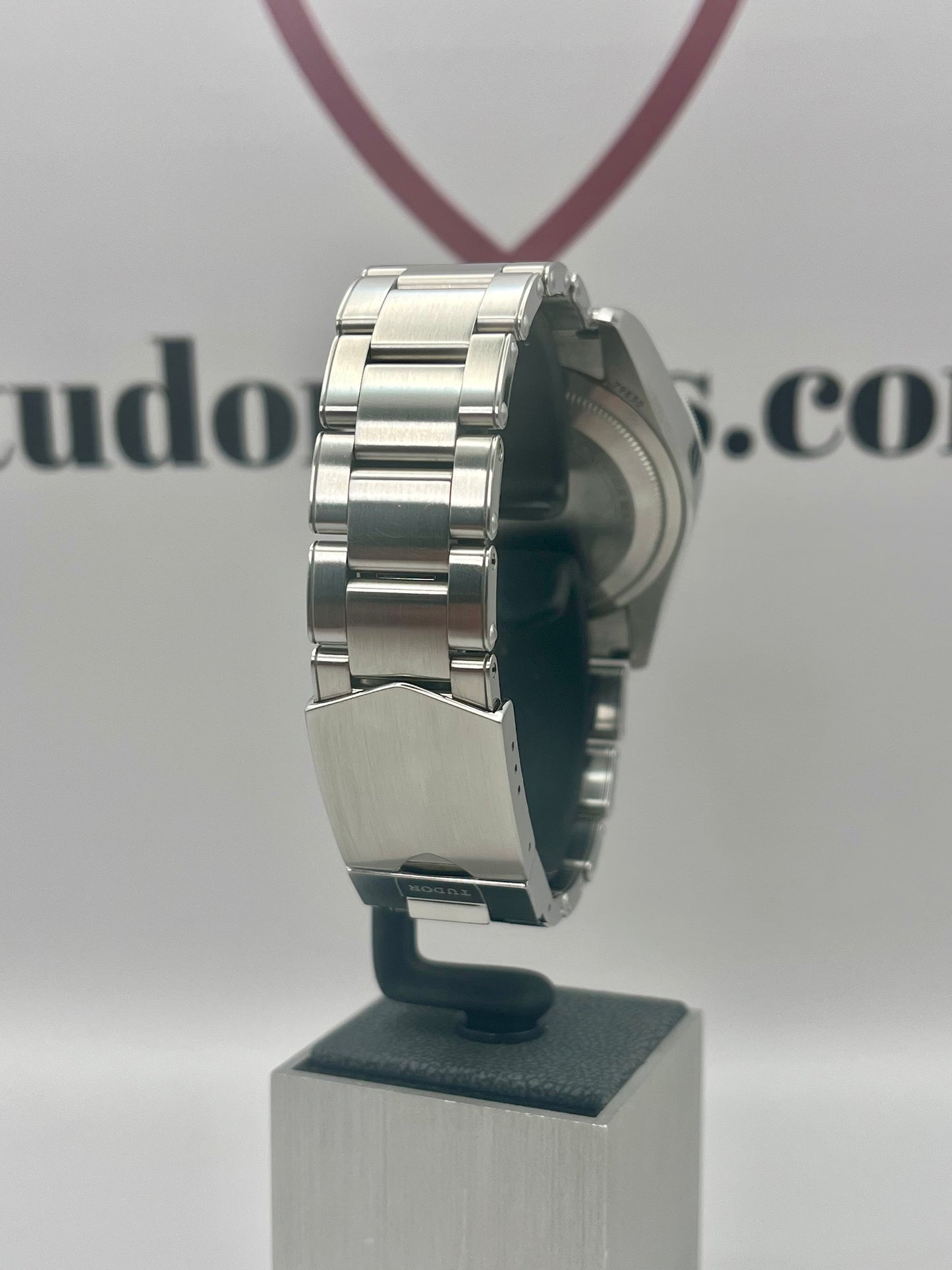 2023 TUDOR Black Bay GMT Pepsi - 41mm - 79830RB - Full Set