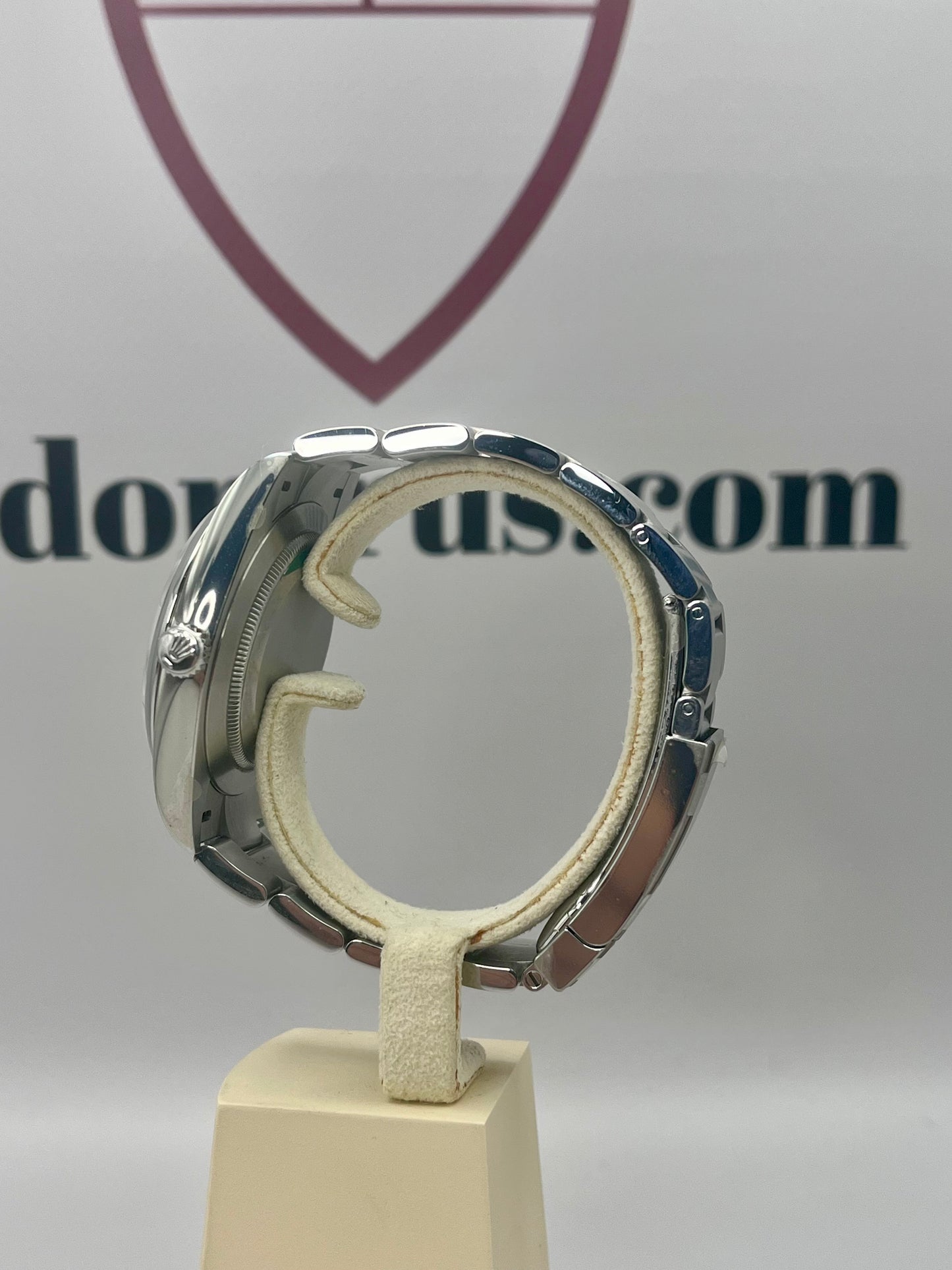 *Stickered* ROLEX Oyster Perpetual 41mm - 124300 - Full Set - Warranty