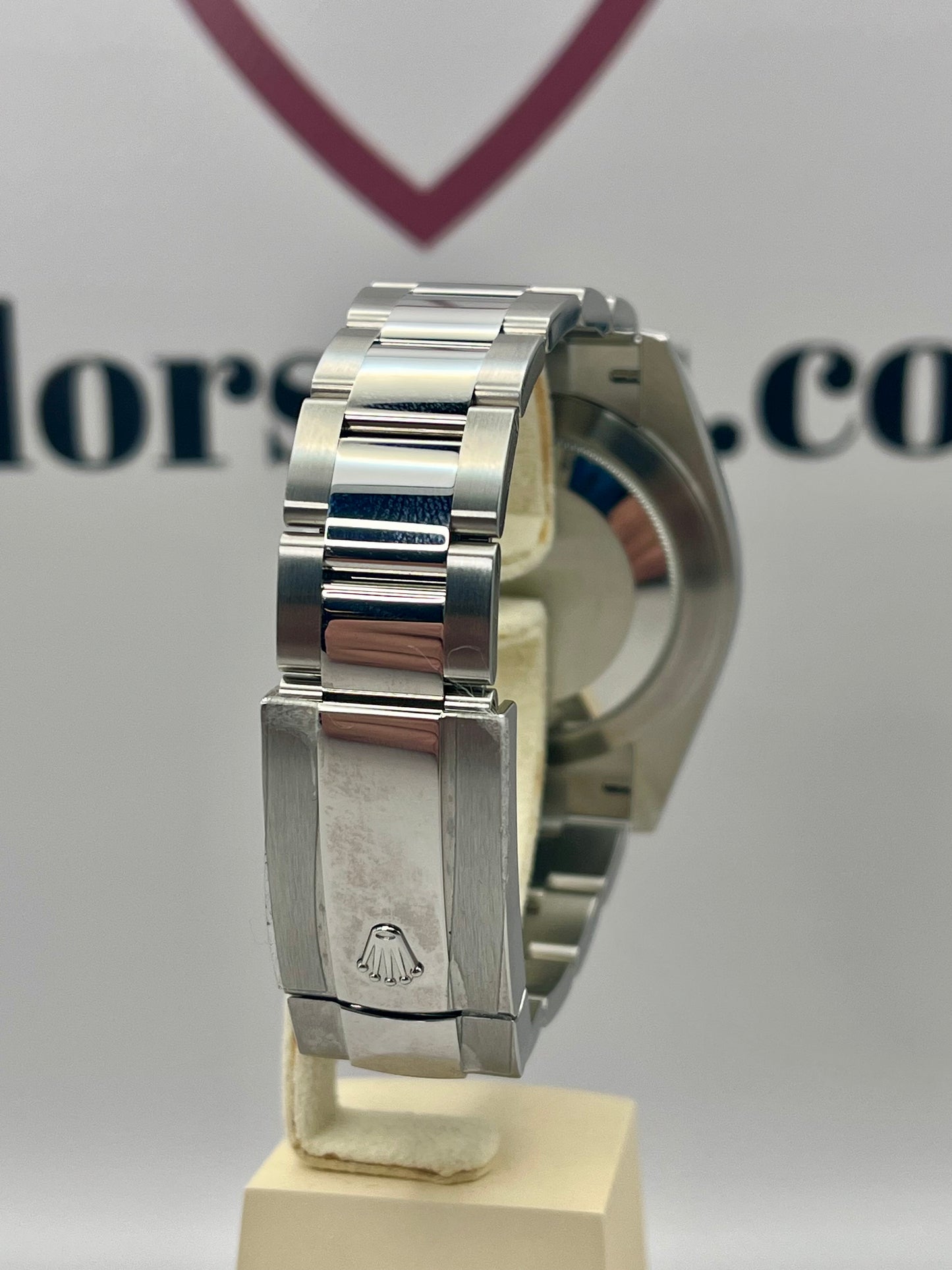 DEC 2025 ROLEX Datejust 41mm 126300 Rhodium Dial Full Set
