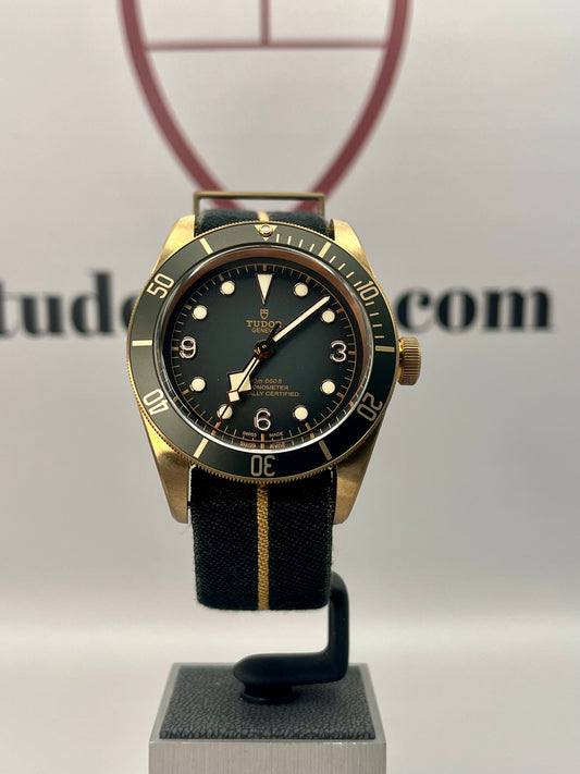 2022 **UNWORN** TUDOR Black Bay Bronze - 79250BA - 43mm - Full Set