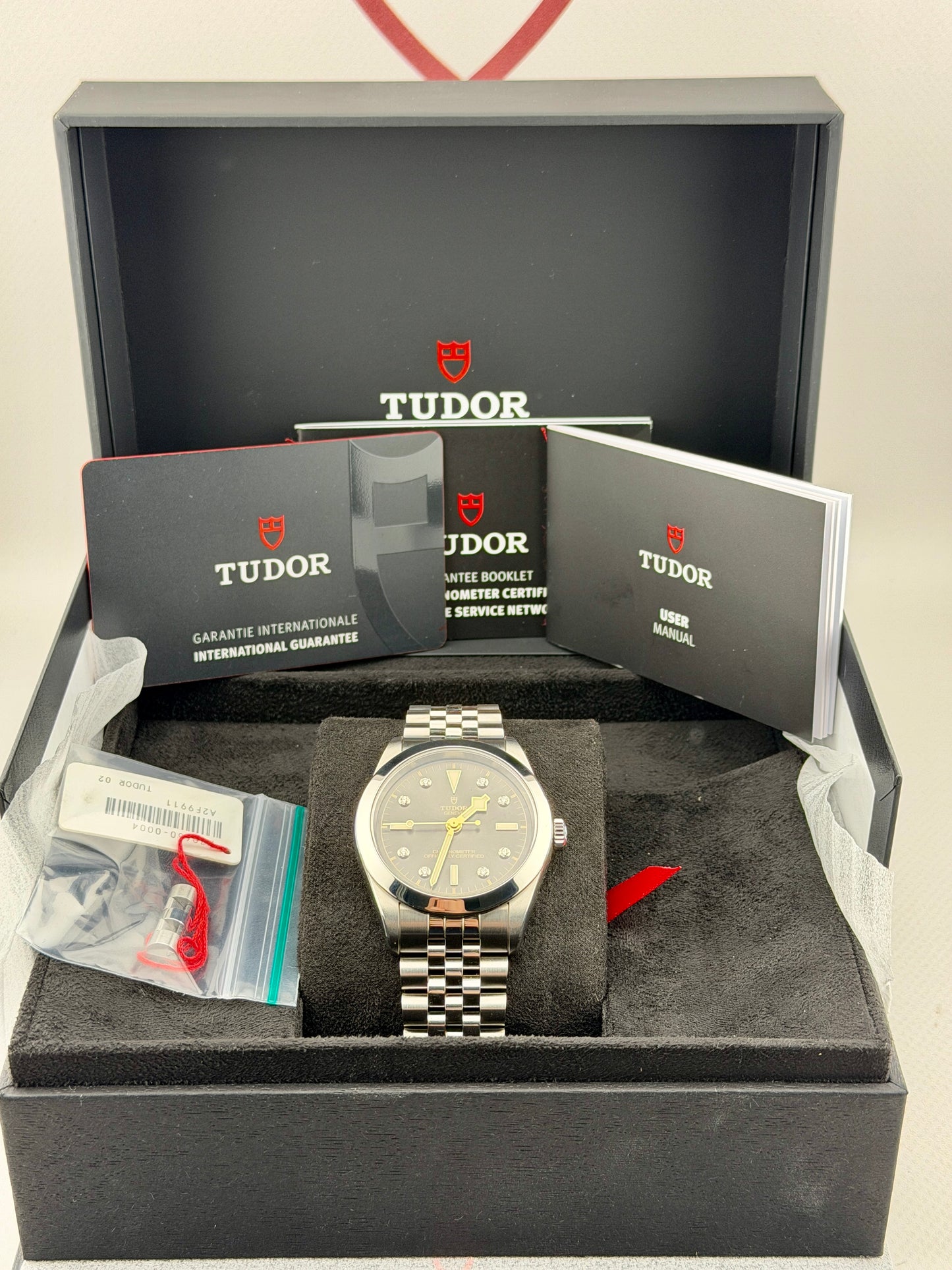 2025 TUDOR Black Bay One Diamond 39mm M79660 Full Set