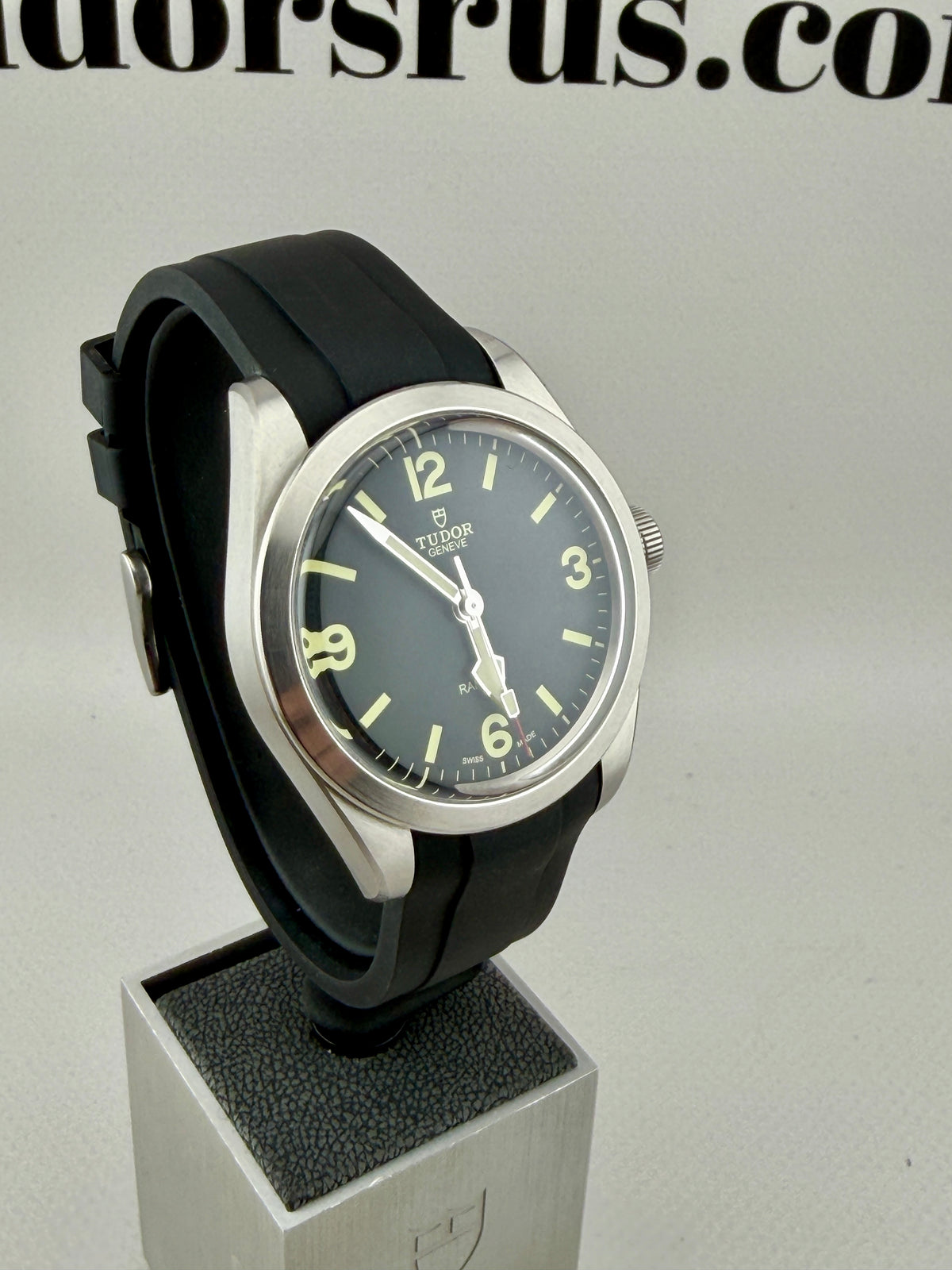 2022 TUDOR Ranger 79950 39mm OEM + AM Straps Full Set