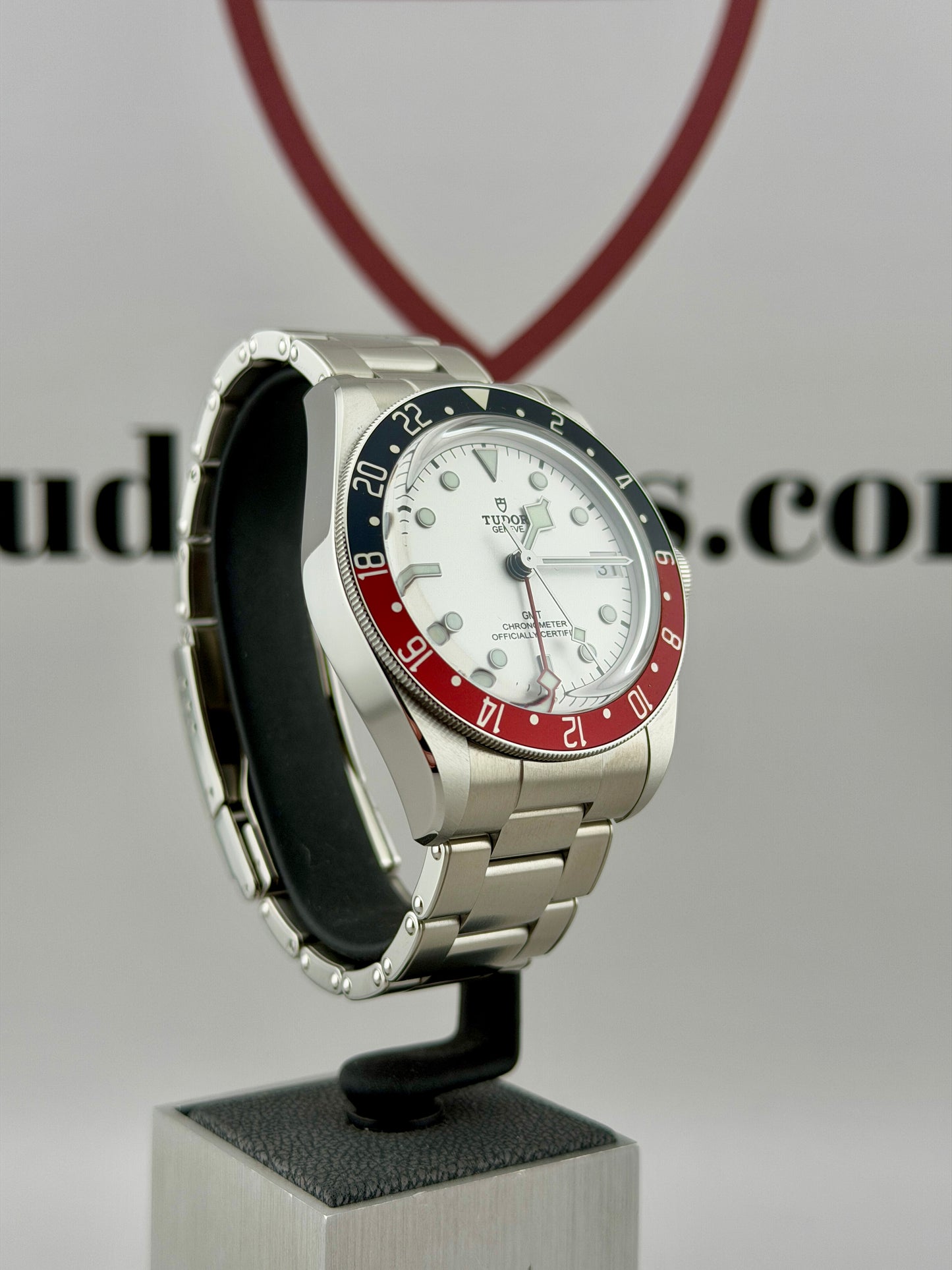 New/Unworn 2026 TUDOR Black Bay GMT Pepsi Polar 41mm 79830RB