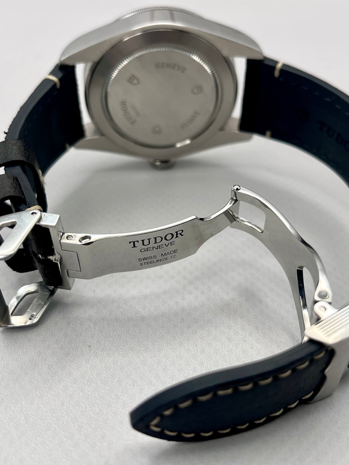 TUDOR Black Bay 79220R 'Smiley' - 41mm - Watch only & priced accordingly
