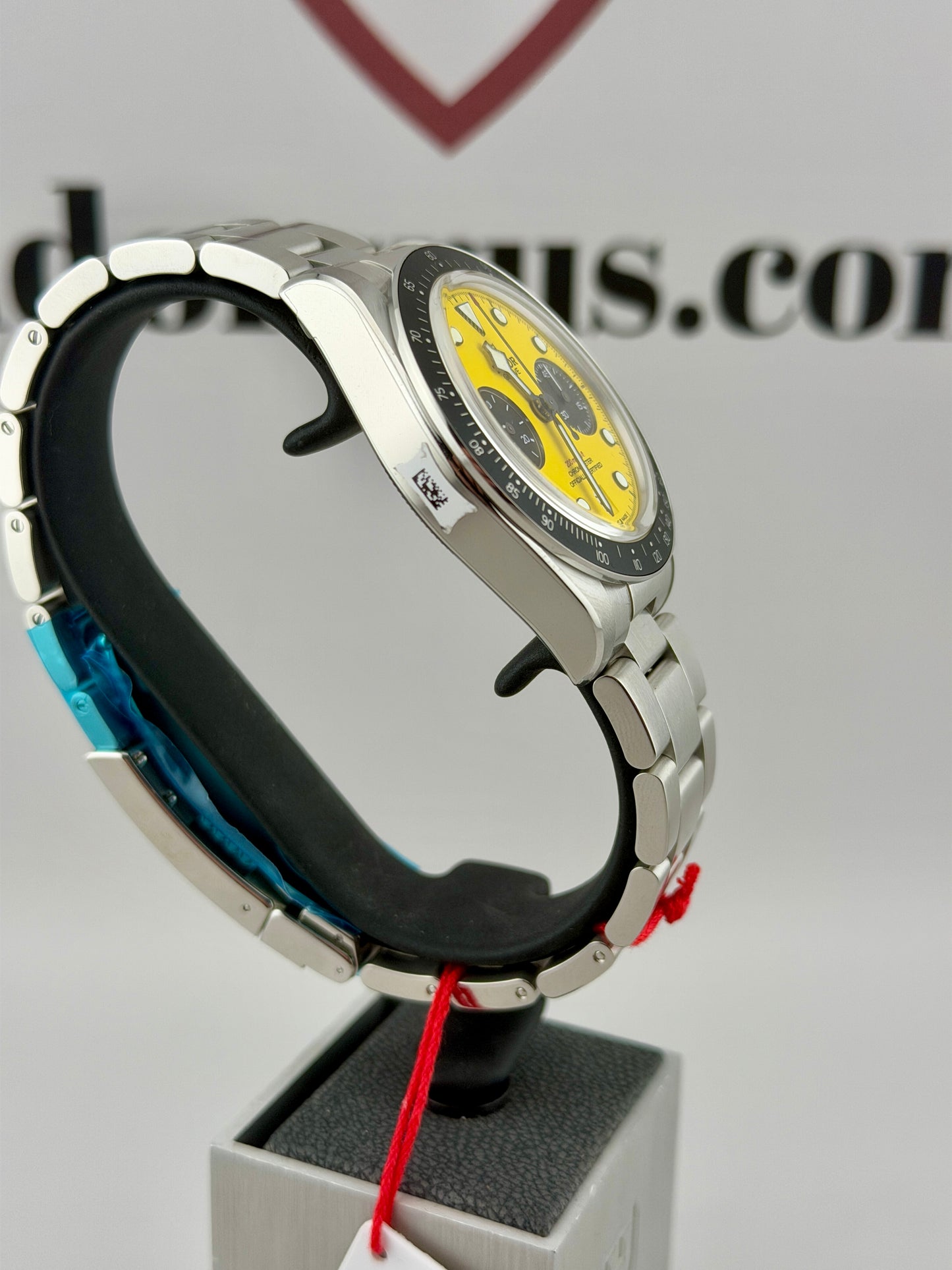 New Release TUDOR Black Bay Chrono Bumblebee 39mm Full Set