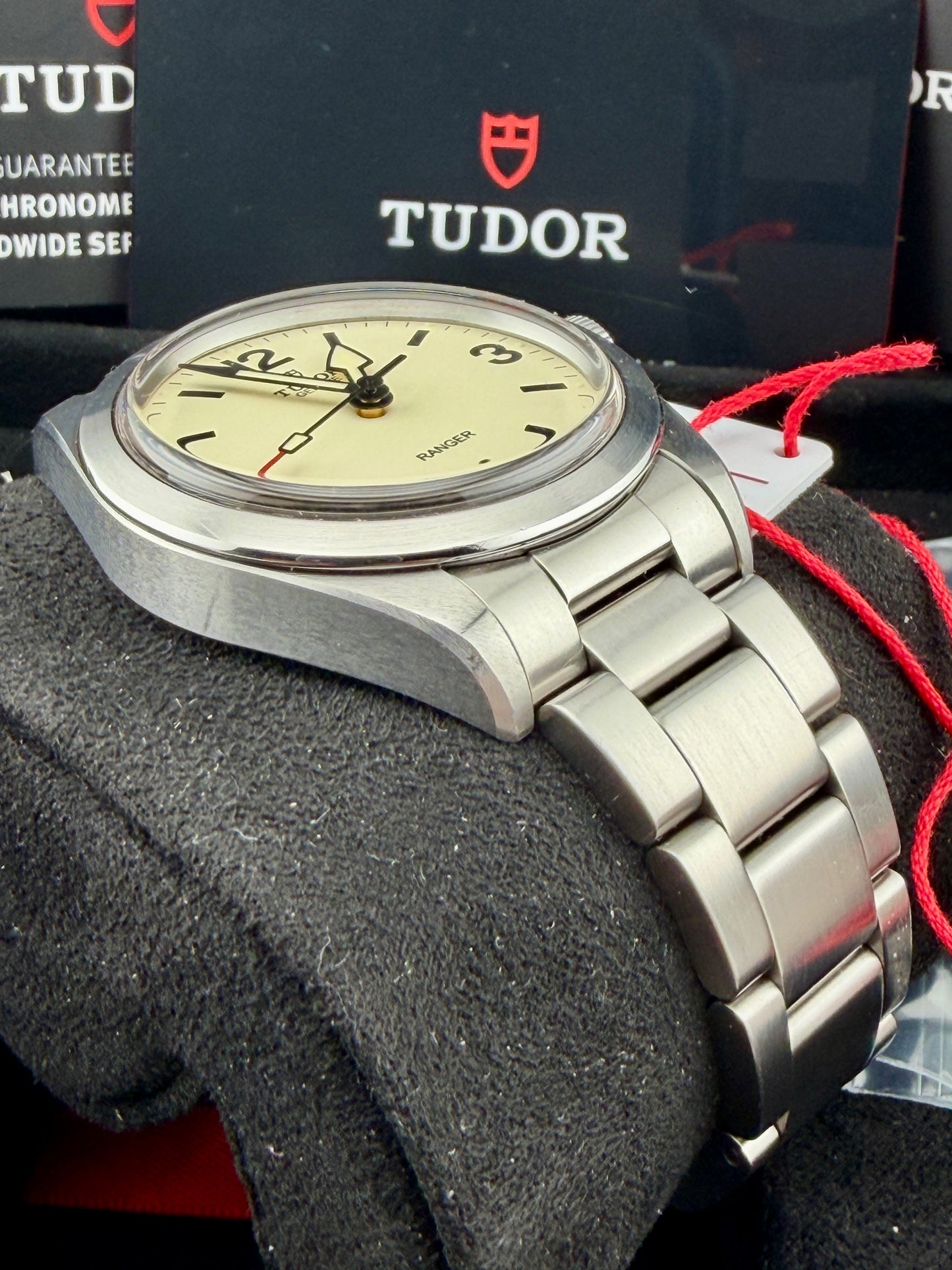 2025 TUDOR Ranger 79950 39mm Dune dial Full Set
