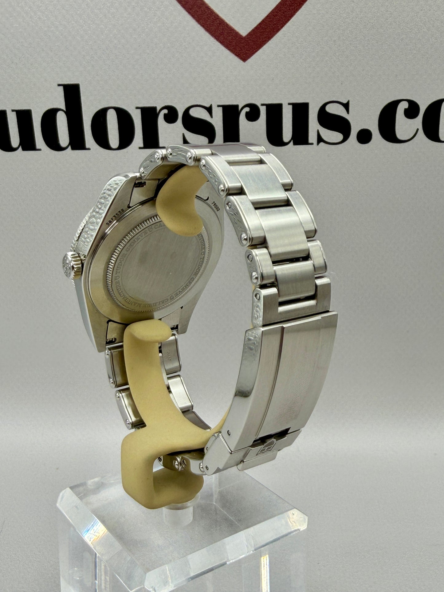 2025 TUDOR Black Bay 54 M79000 37mm Full Set Immaculate Full Set