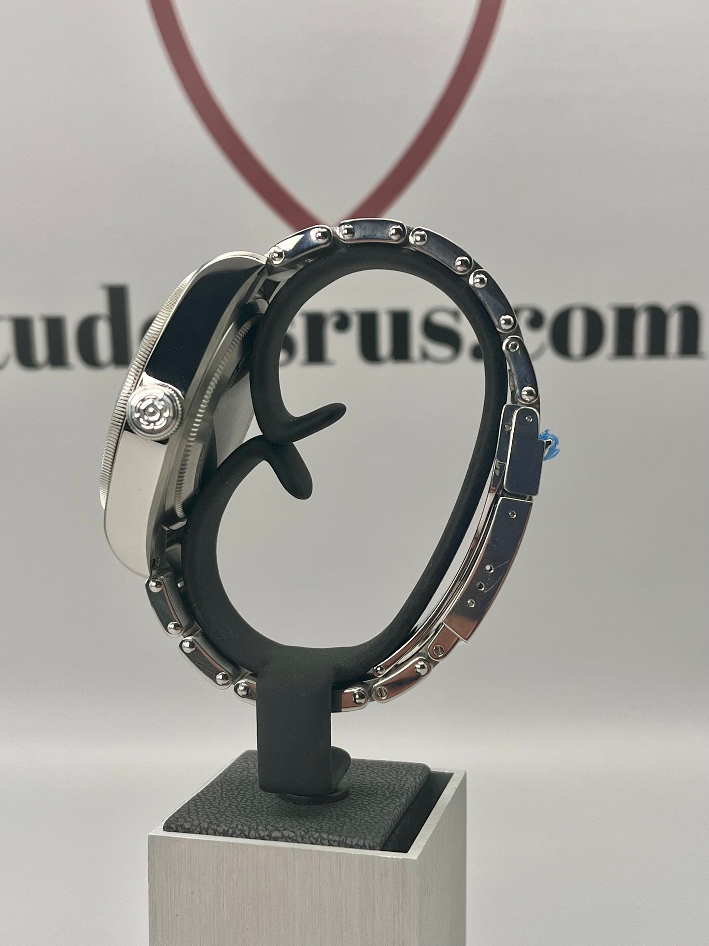 2025 **BRAND NEW** TUDOR Black Bay GMT 'Pepsi' - 79830RB - 2 x OEM Straps