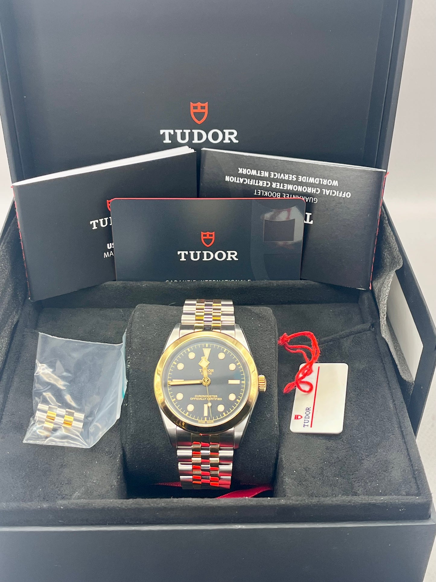 2025TUDOR Black Bay One S&G 79663 39mm Warranty