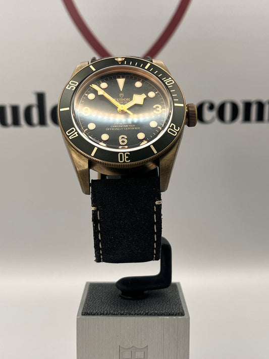 2023 TUDOR Black Bay Bronze - 79250BA - 43mm - Full Set