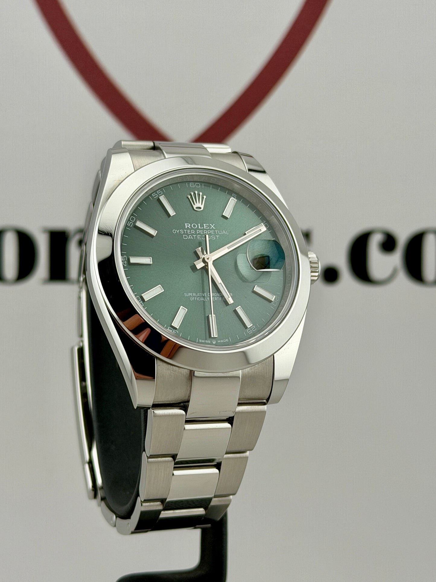 Dec 2025 ROLEX DateJust 41 Mint Dial 126300 41mm Full Set
