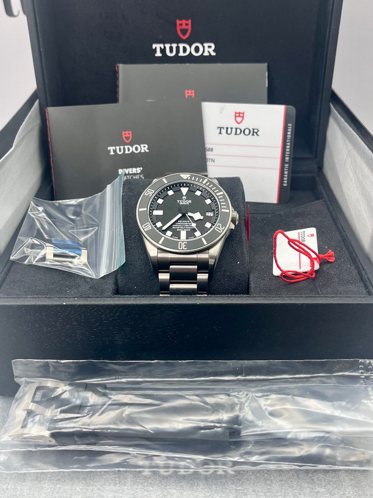 TUDOR Pelagos - 42mm - 25600TN - Full Set - Spotless!!