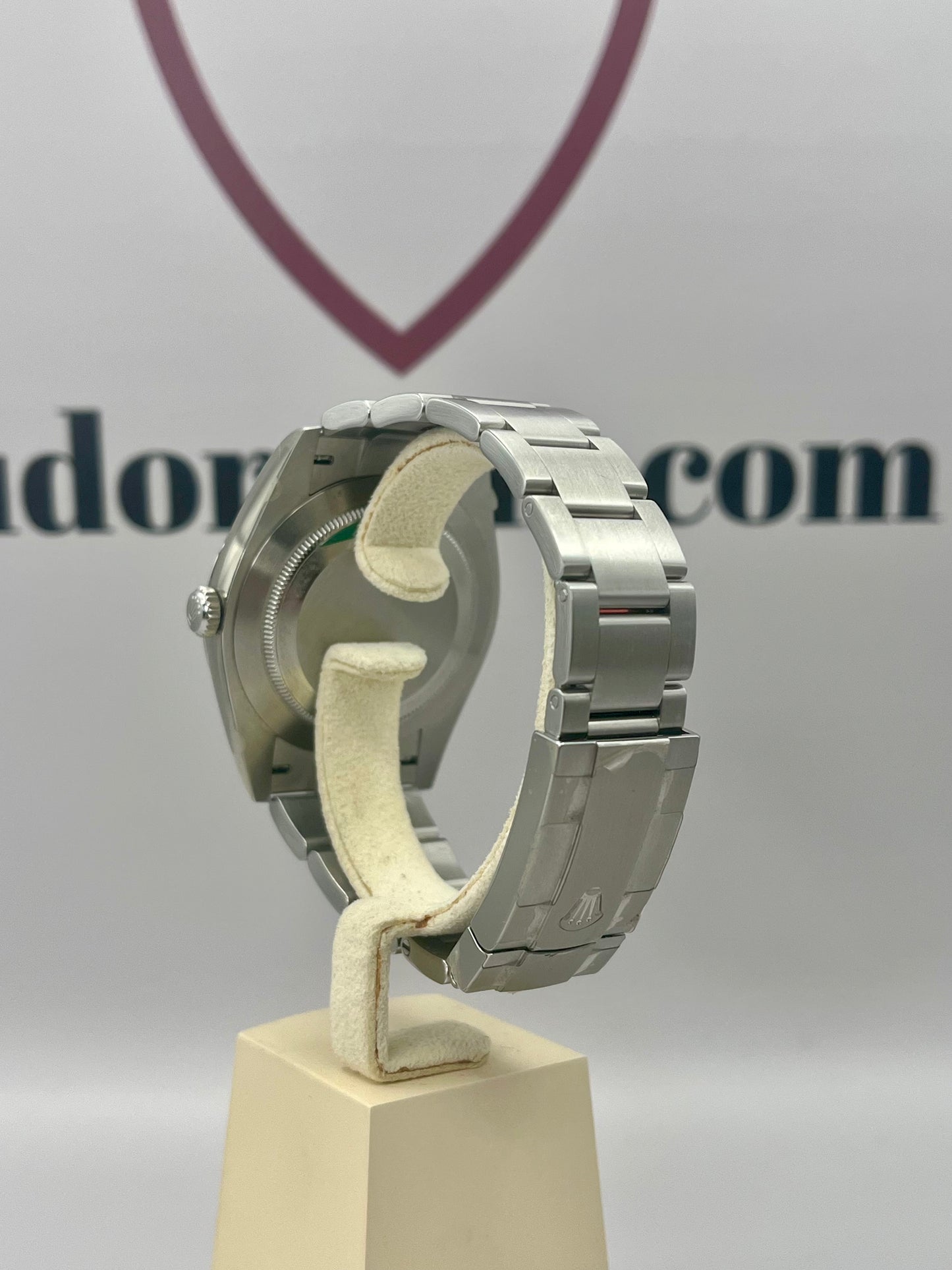 *Stickered* ROLEX Oyster Perpetual 41mm - 124300 - Full Set - Warranty