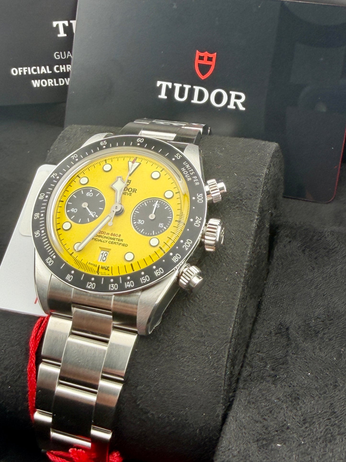New Release TUDOR Black Bay Chrono Bumblebee 39mm Full Set