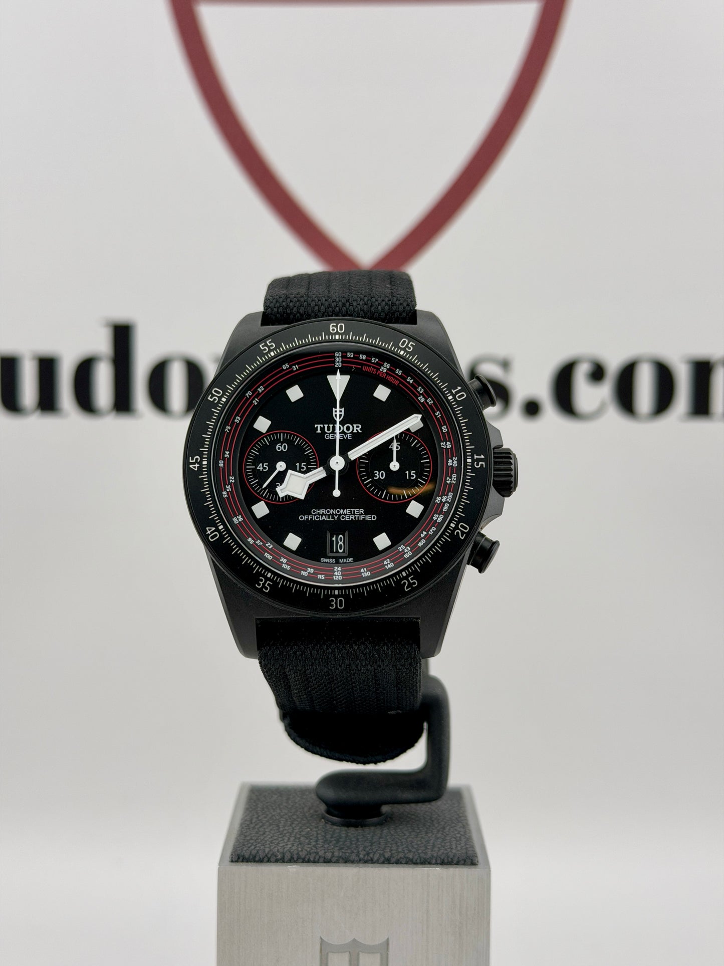 2024 TUDOR Pelagos FXD Chrono 43mm Carbon 25827KN Full Set Warranty