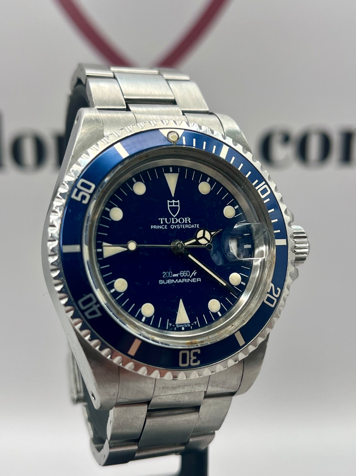 TUDOR Submariner 79090 - 40mm - Rolex Case & Crown - Collectors!