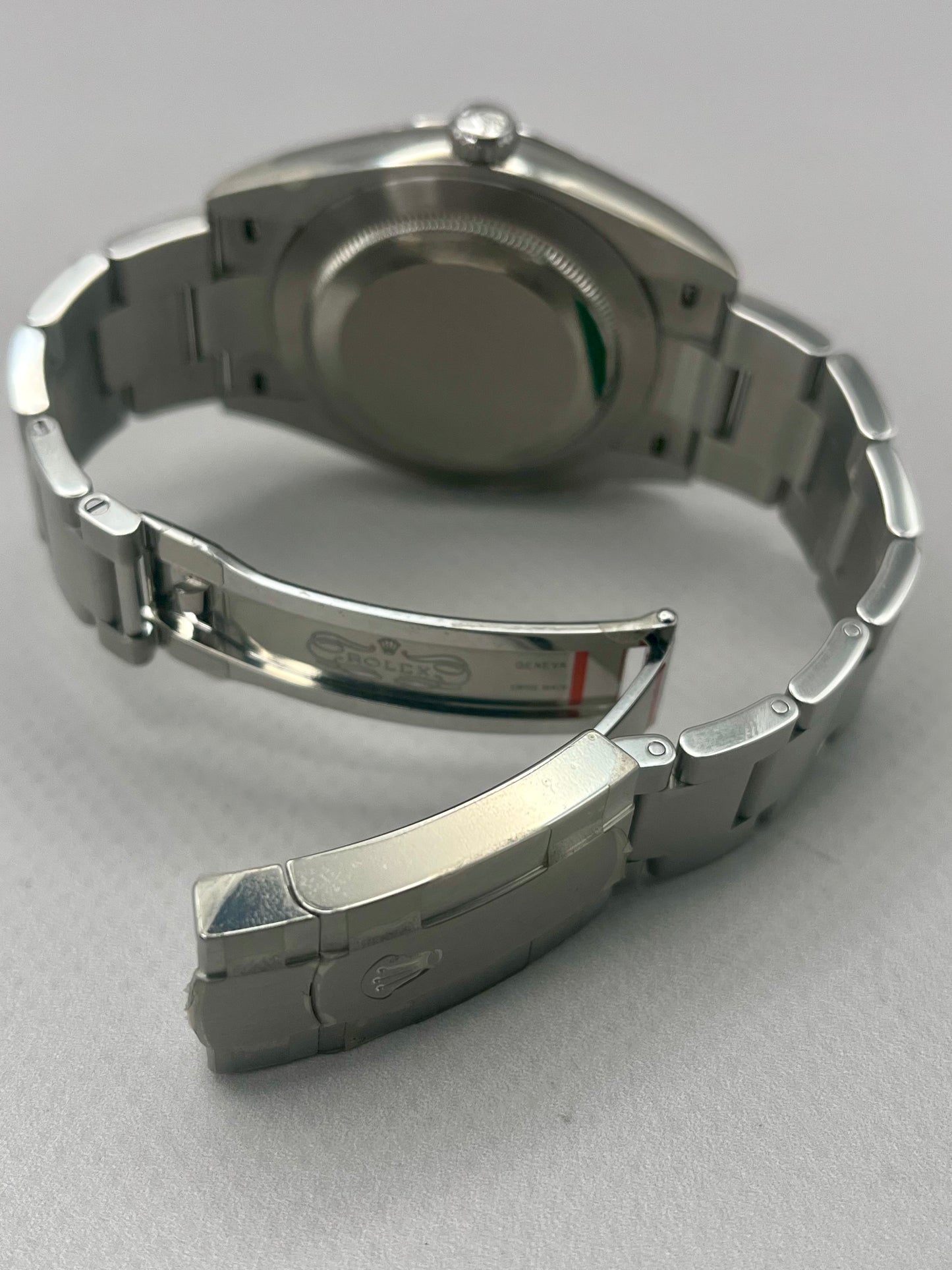*Stickered* ROLEX Oyster Perpetual 41mm - 124300 - Full Set - Warranty