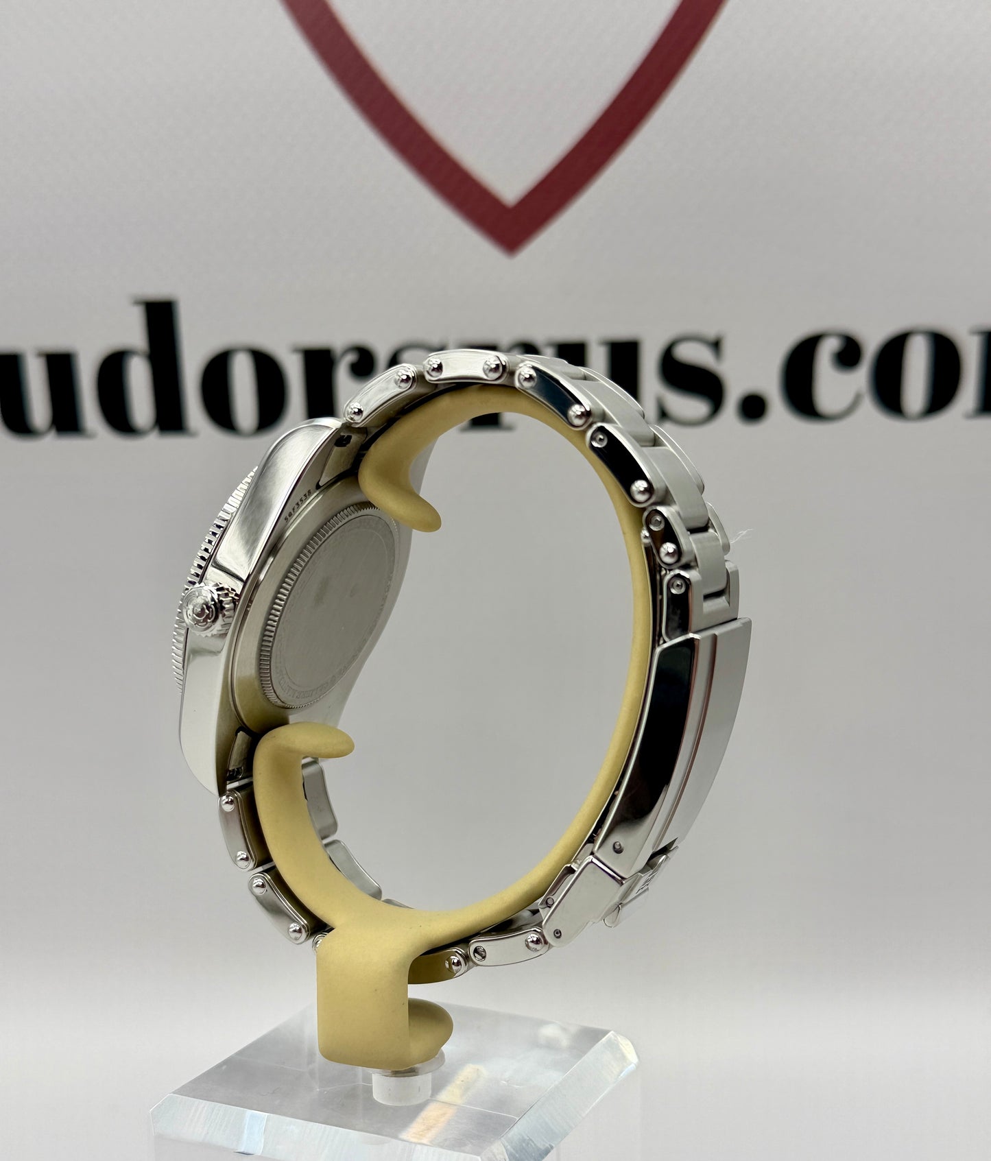 2025 TUDOR Black Bay 54 M79000 37mm Full Set Immaculate Full Set