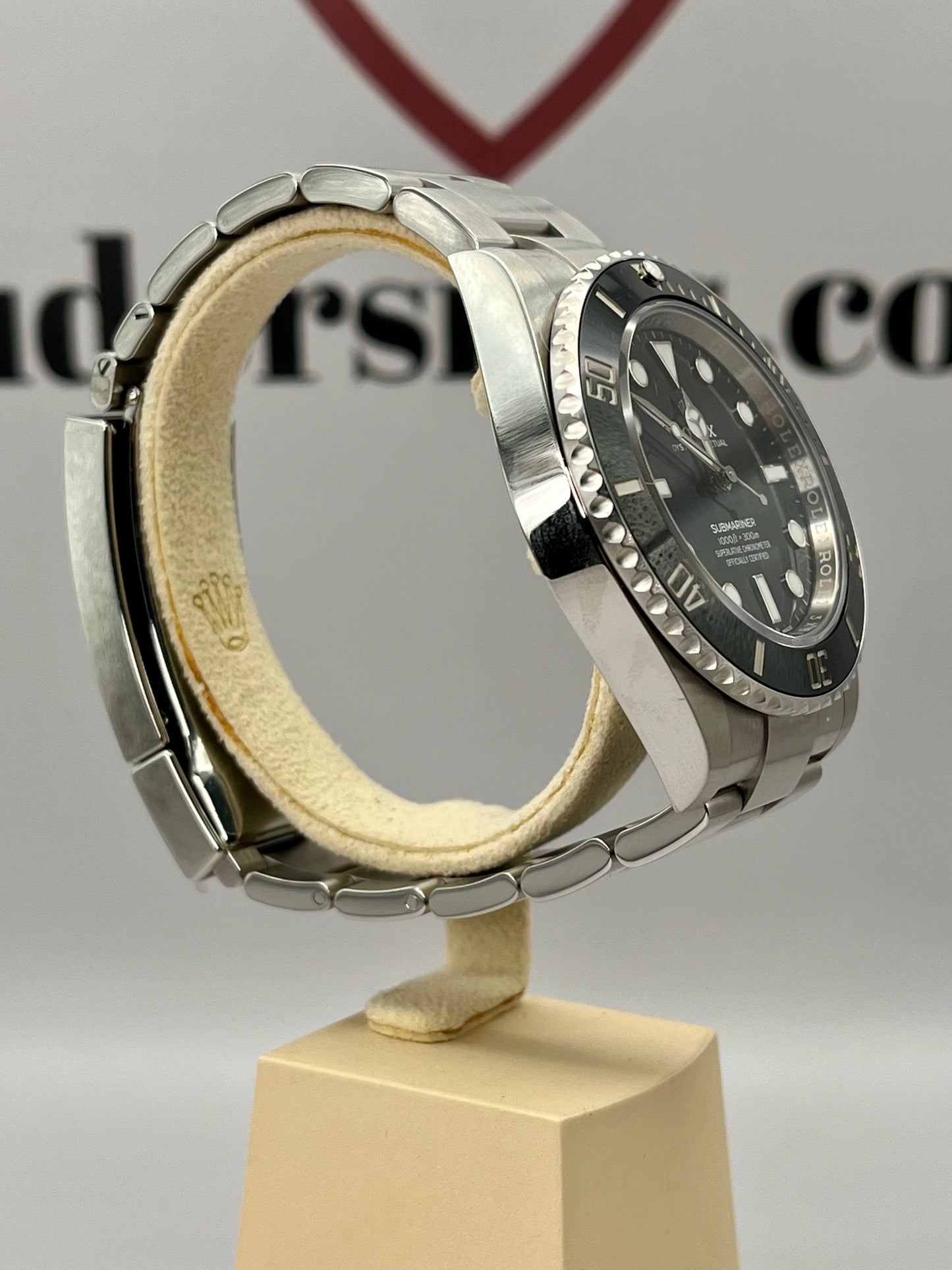 2021 ROLEX Submariner - 124060 - 40 mm - Full Set - Warranty