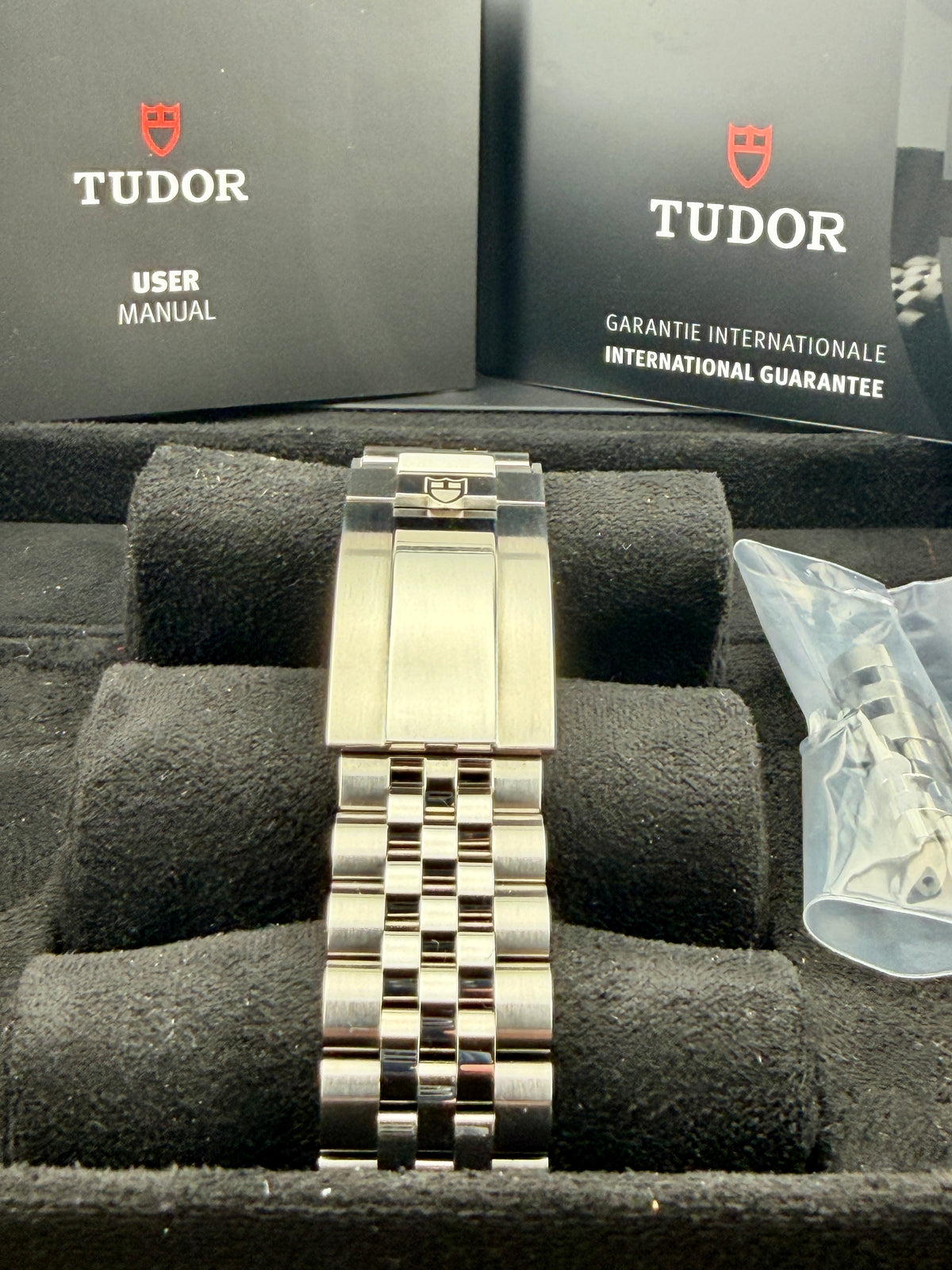 2026 TUDOR Black Bay 54 Lagoon M79000N 37mm Full Set